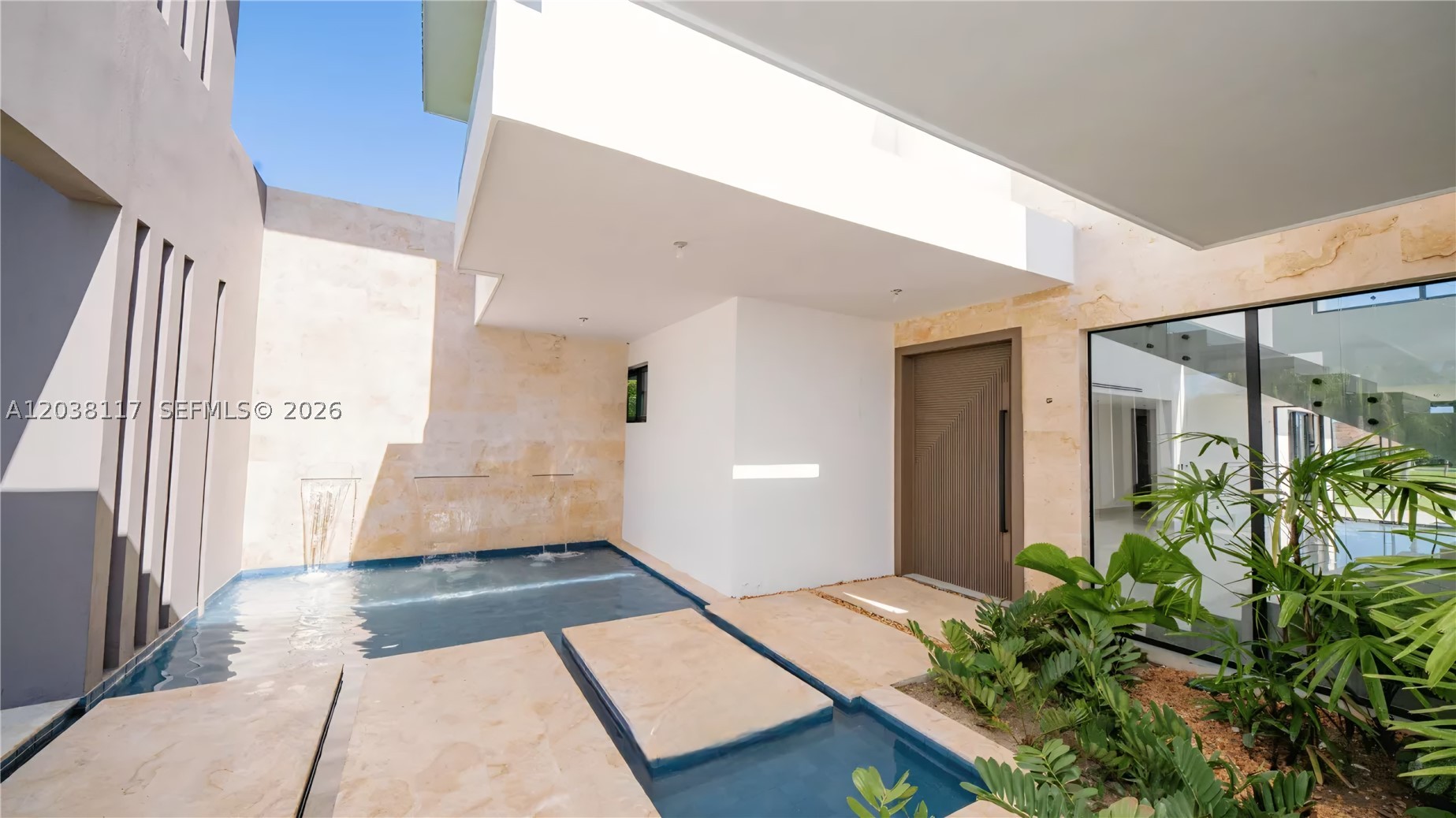 0 Sv Las Palmas Property Photo 4