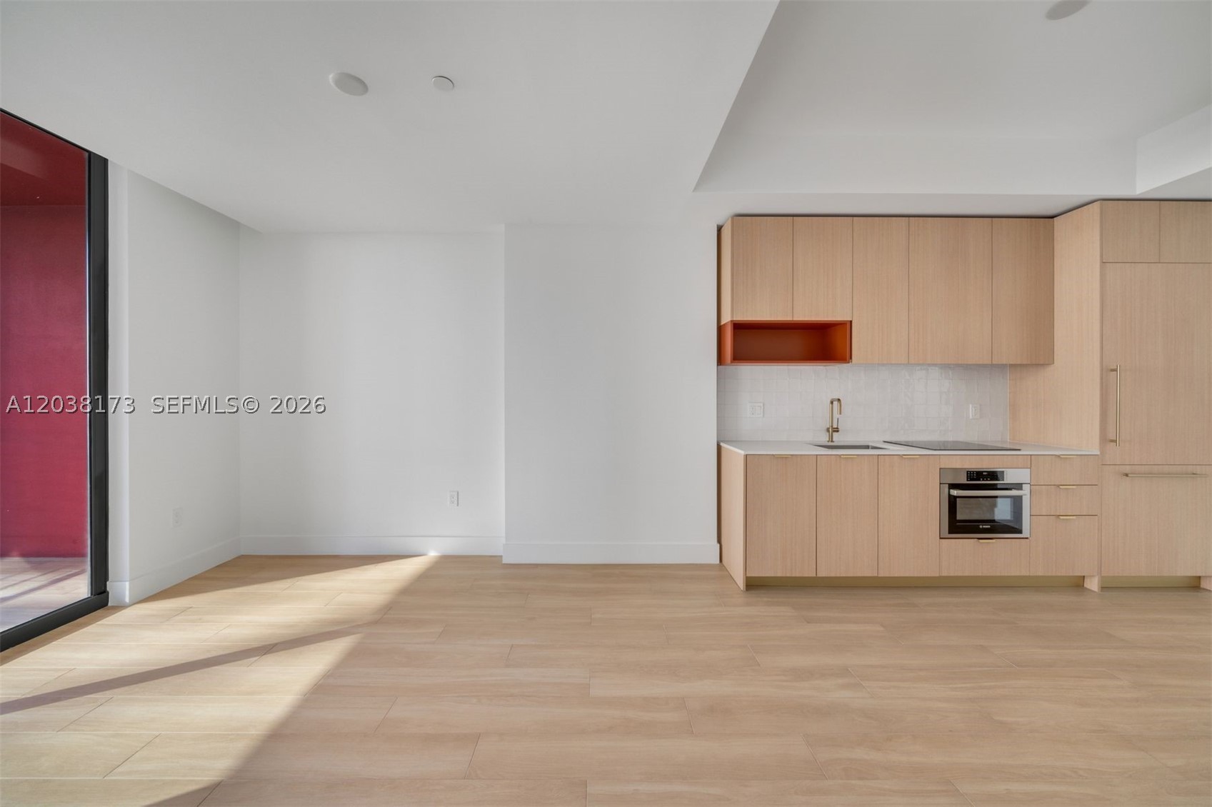 90 32 503 Property Photo 11