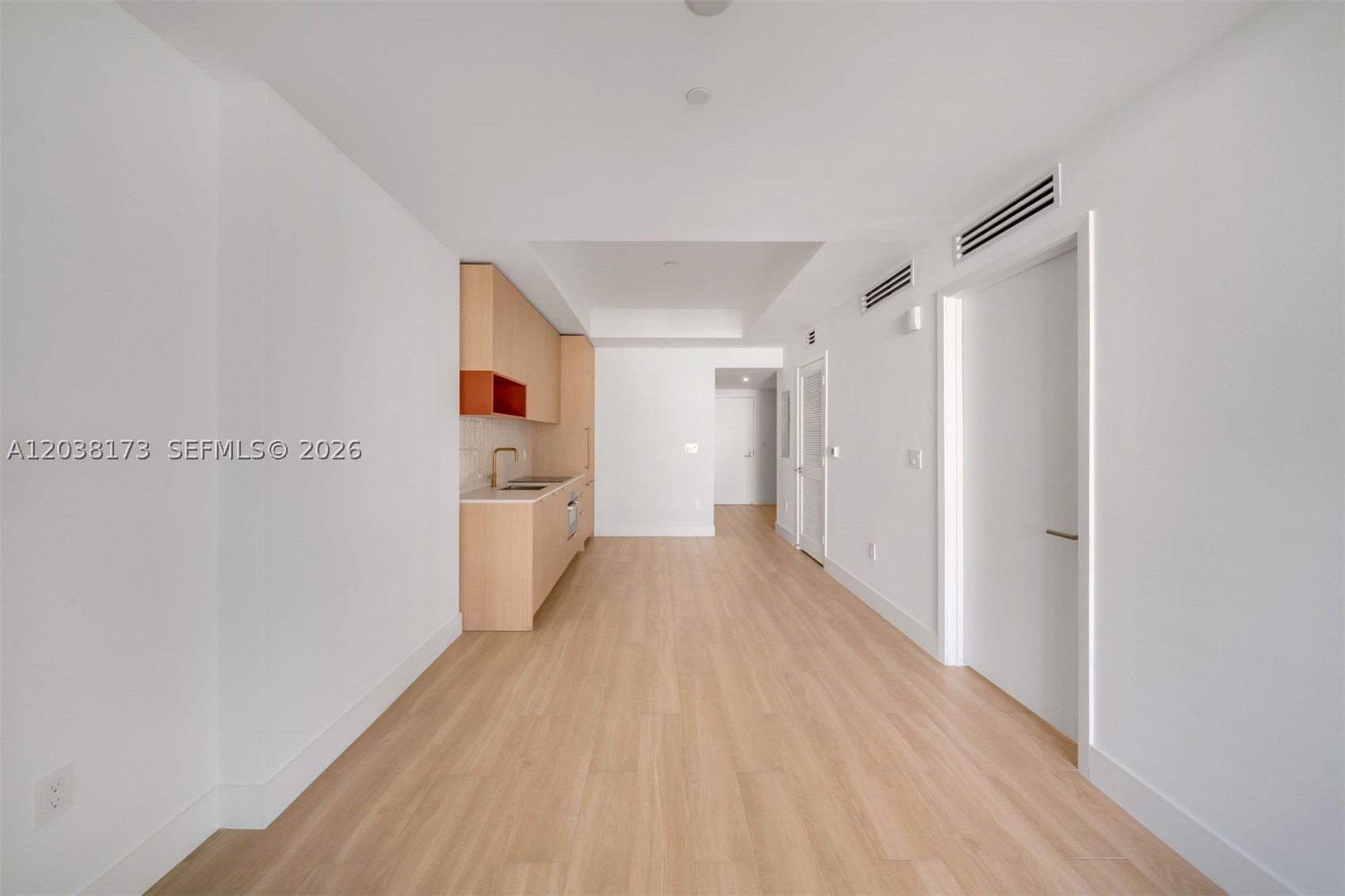 90 32 503 Property Photo 13