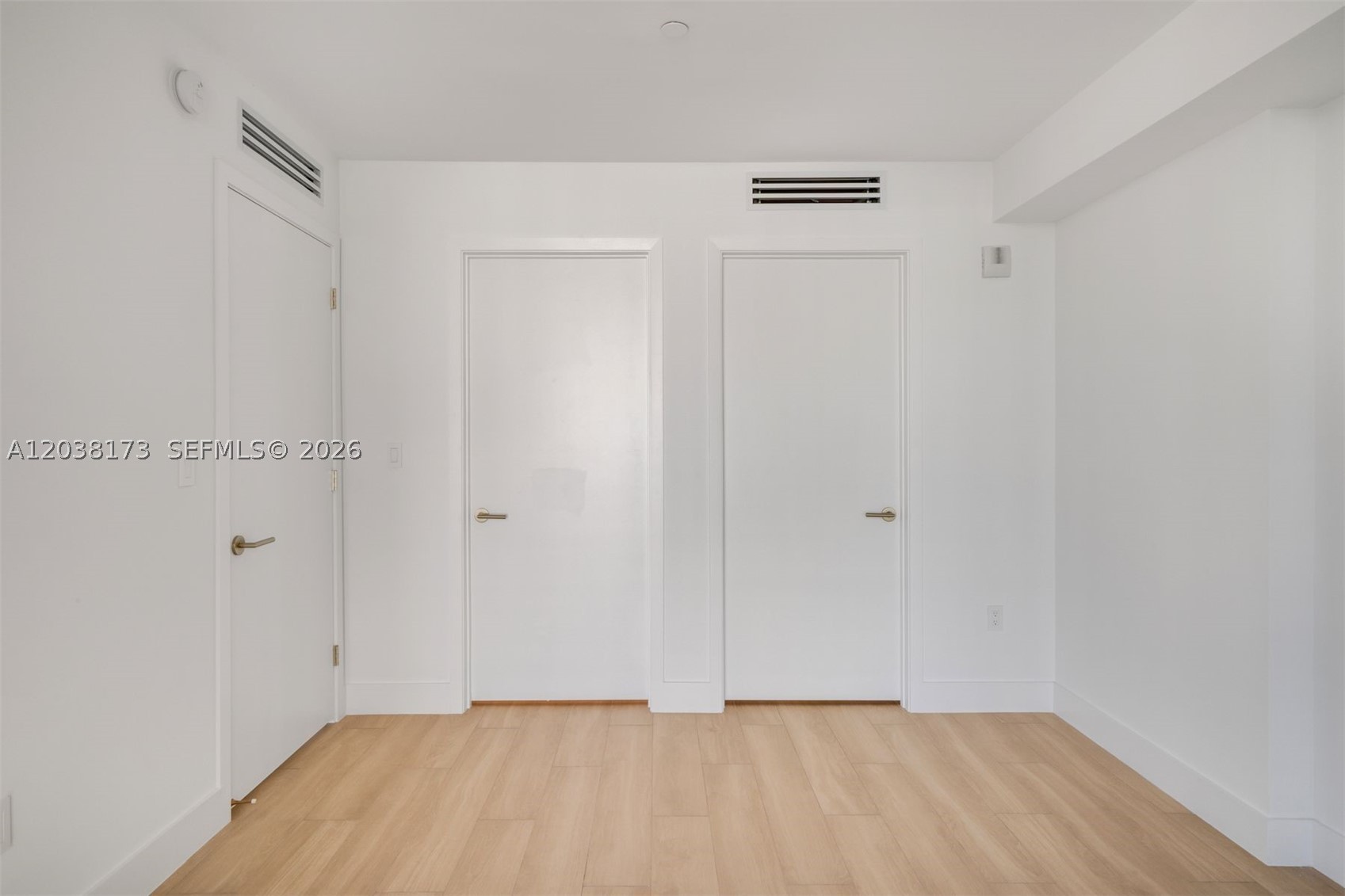 90 32 503 Property Photo 14