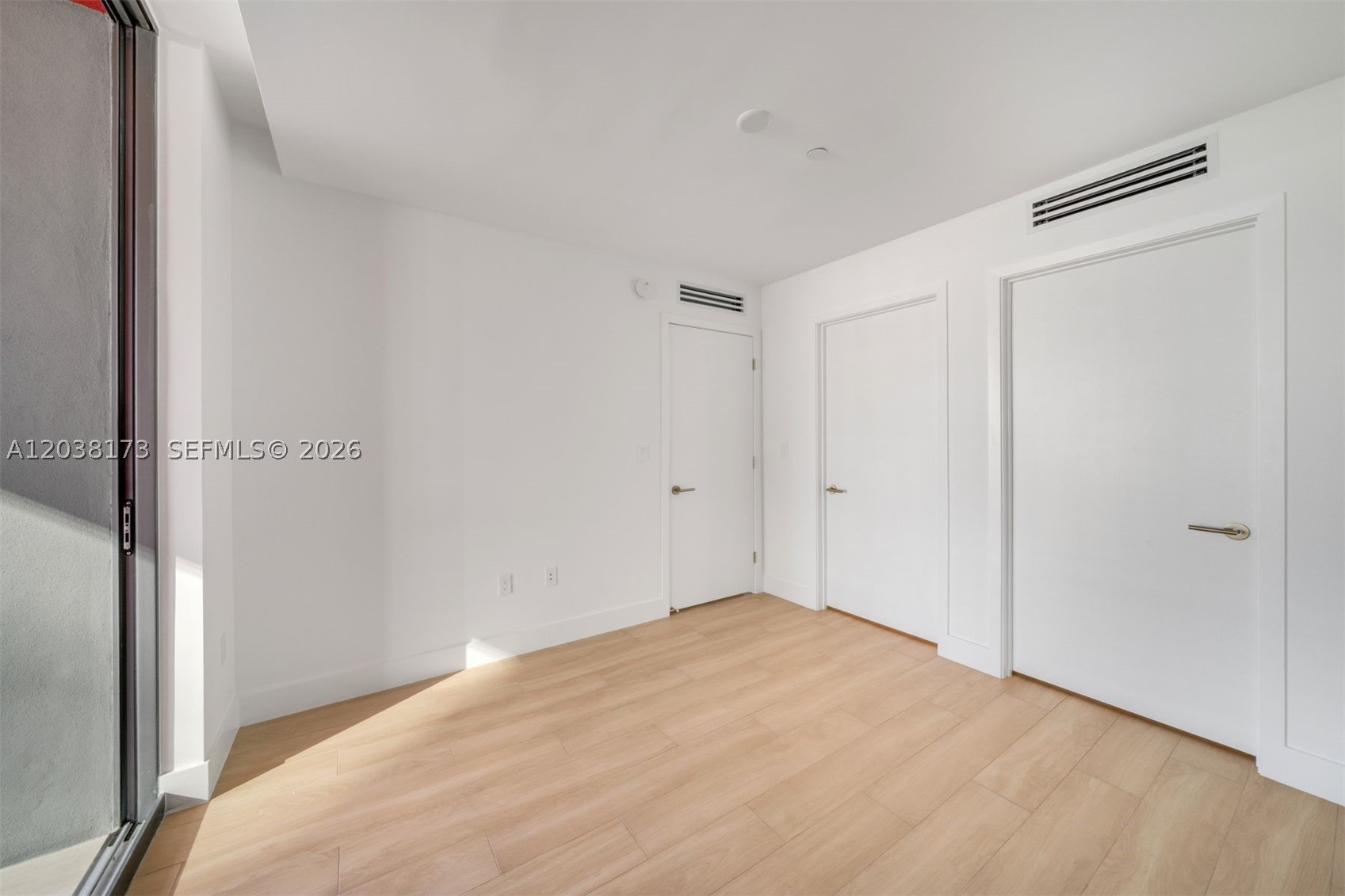 90 32 503 Property Photo 15