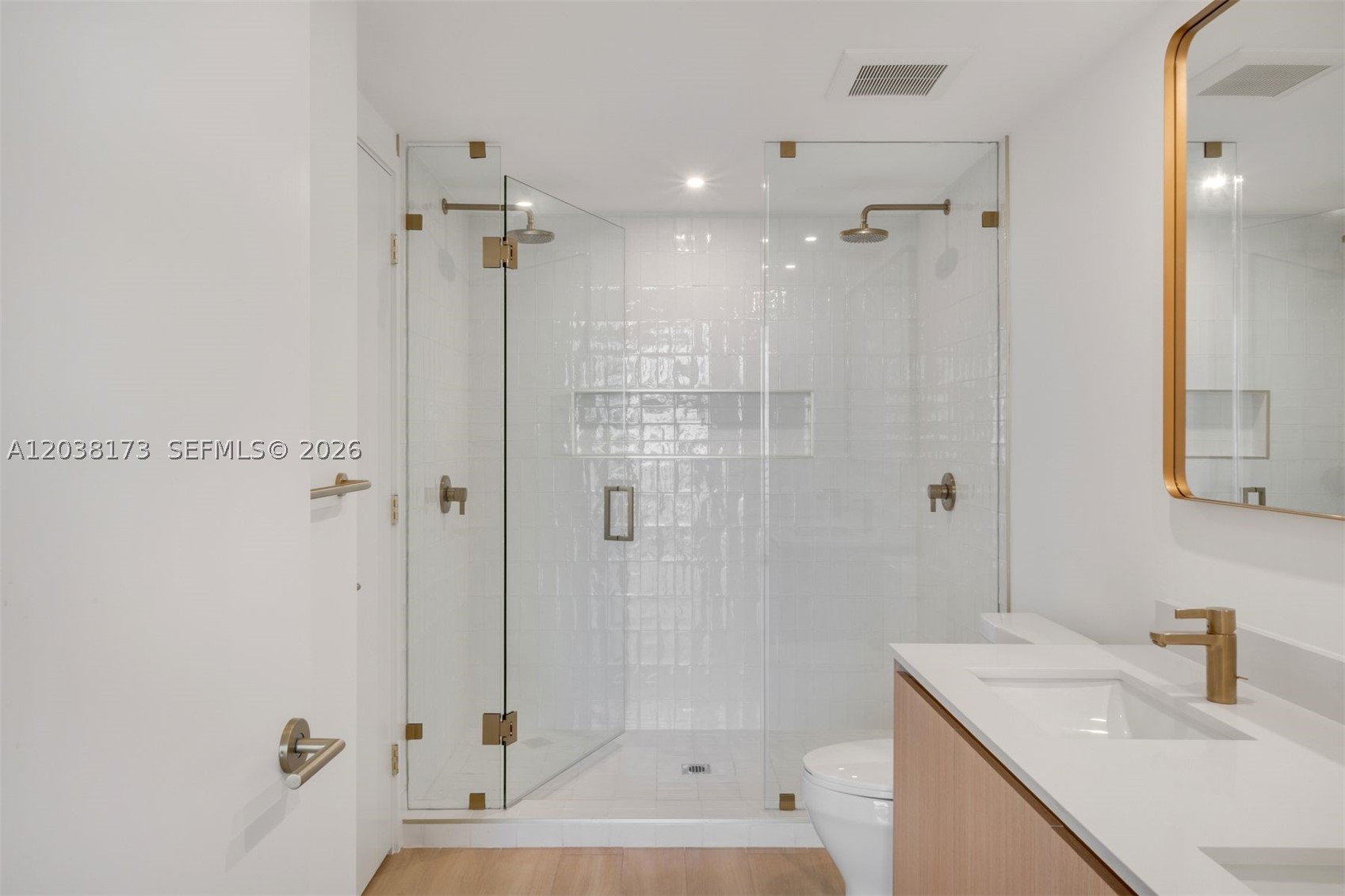 90 32 503 Property Photo 18