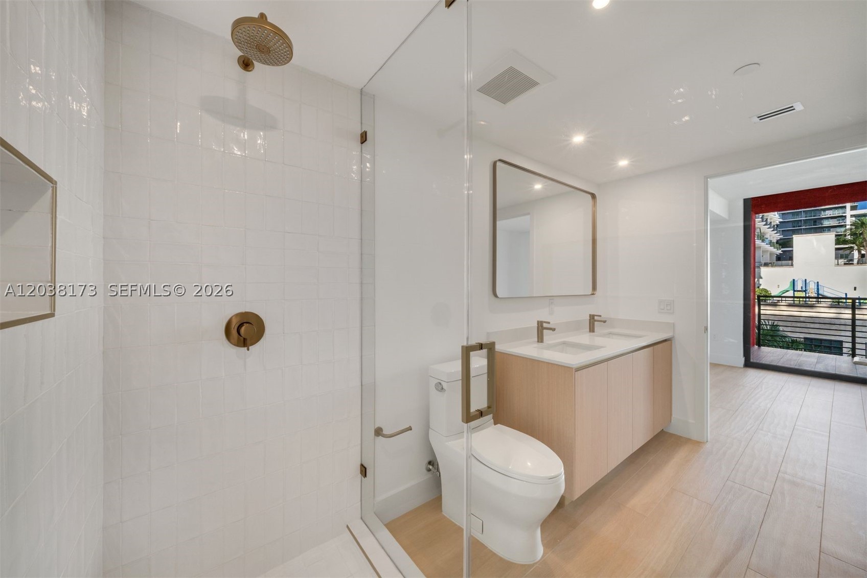 90 32 503 Property Photo 20