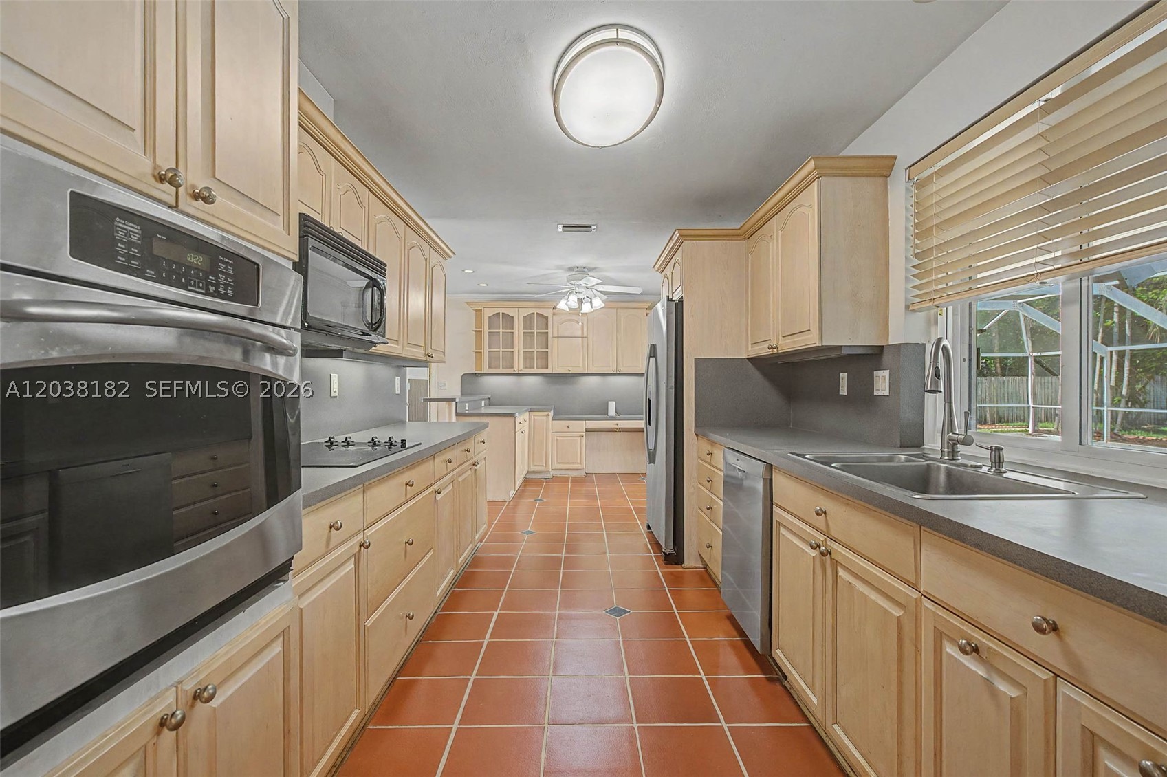 16842 Sw 79 Place Property Photo 4