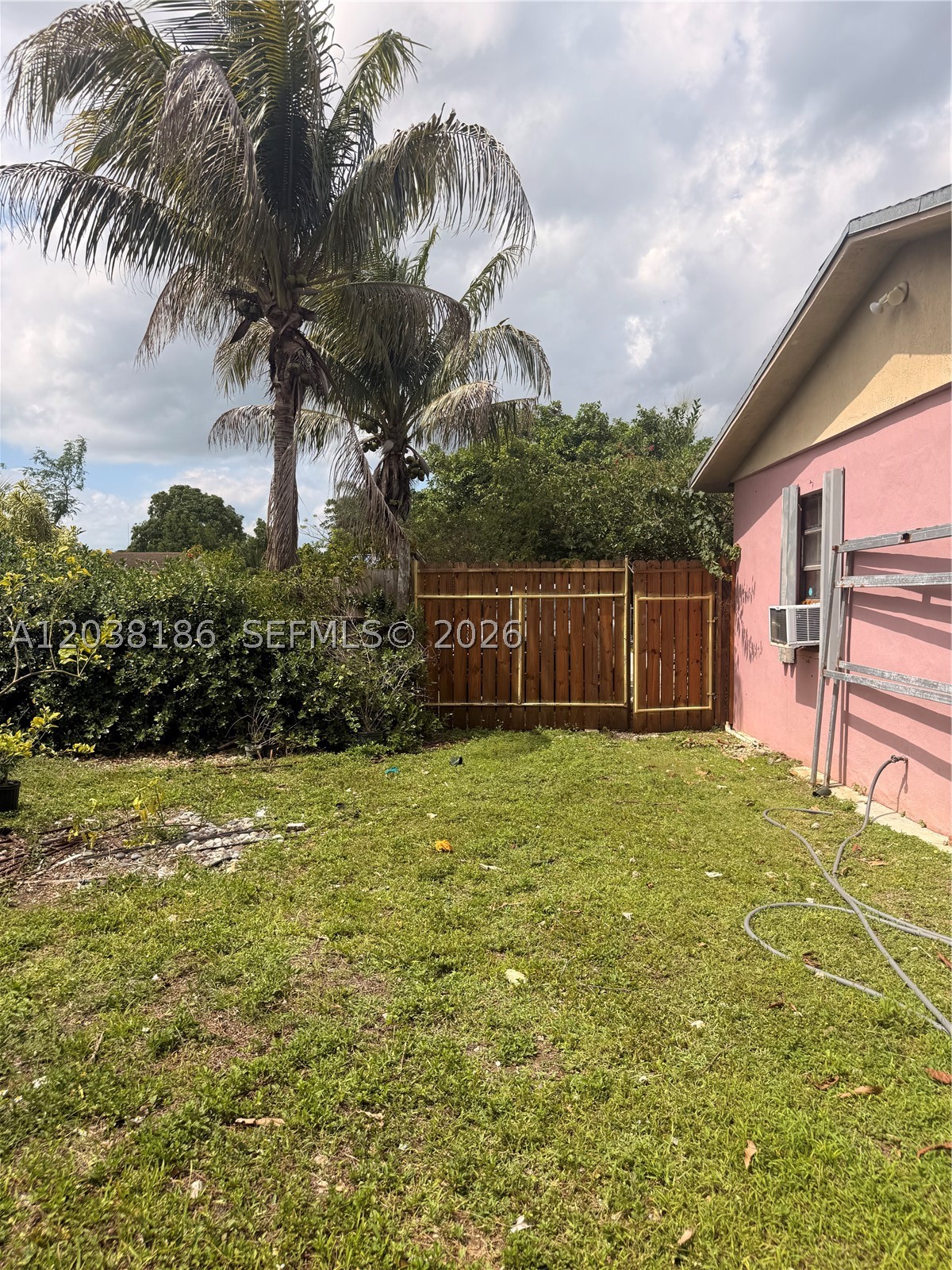 15350 SW 308th St Property Photo 1