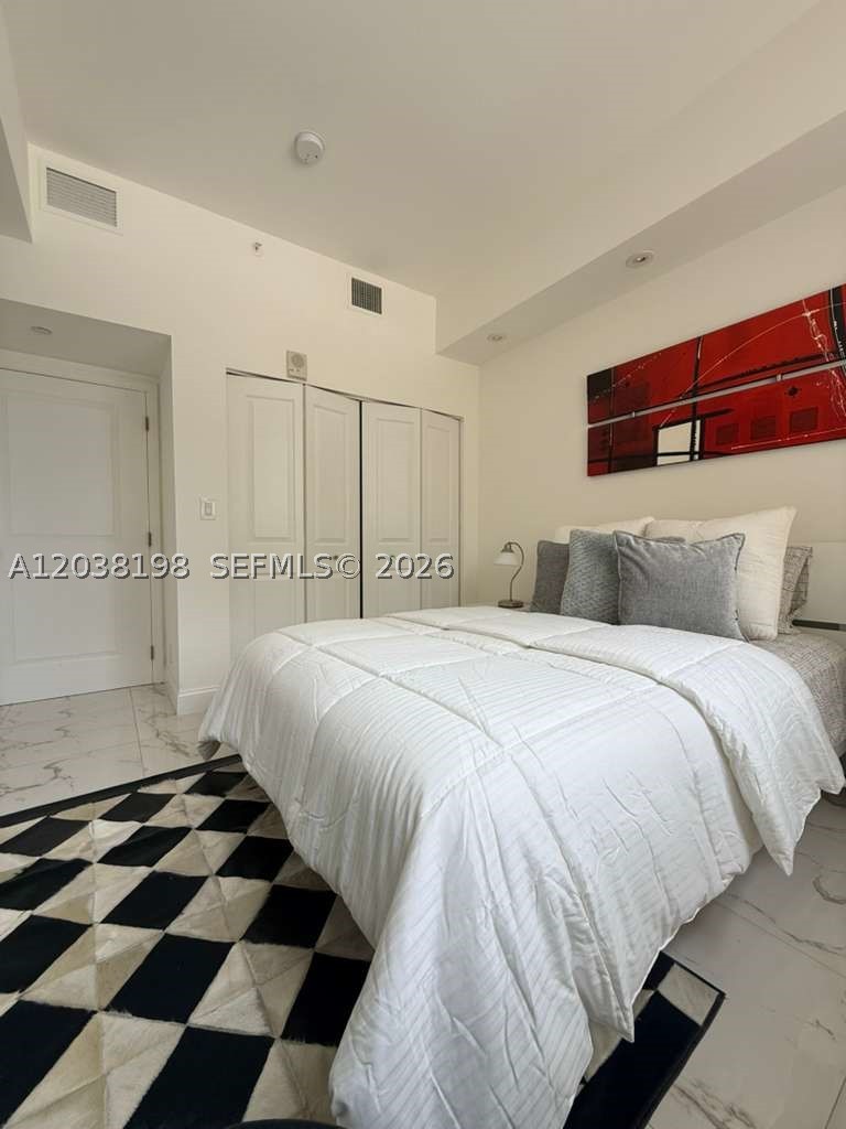 111 E Flagler St 806 Property Photo 11
