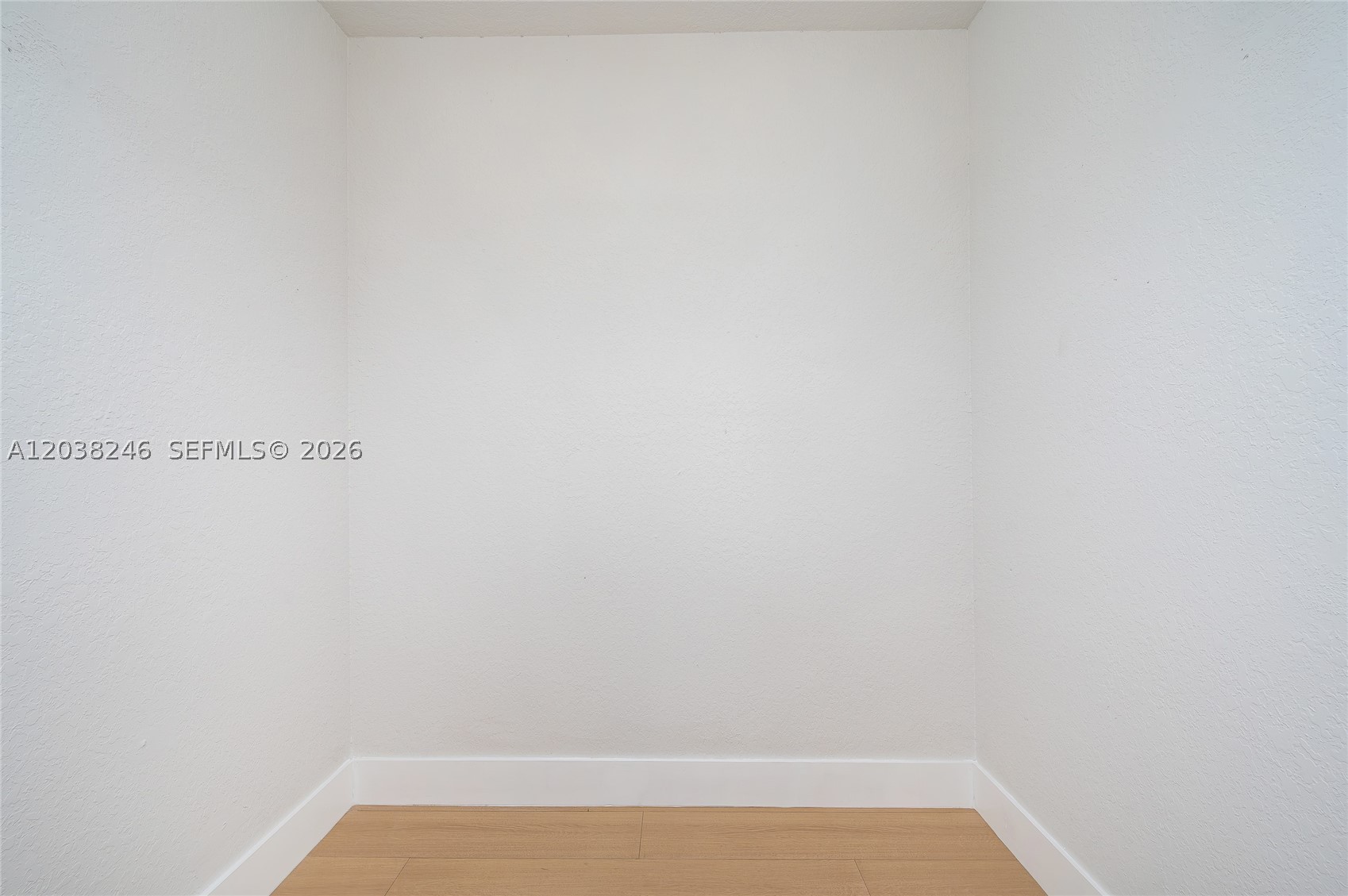 A12038246 Property Photo 15