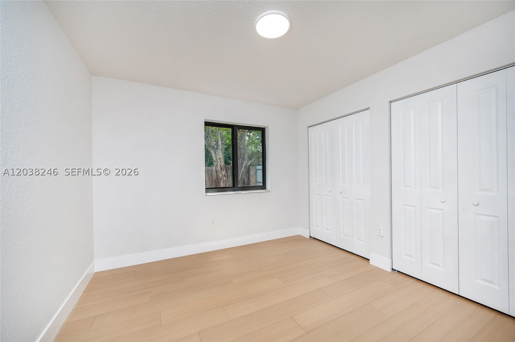 A12038246 Property Photo 18