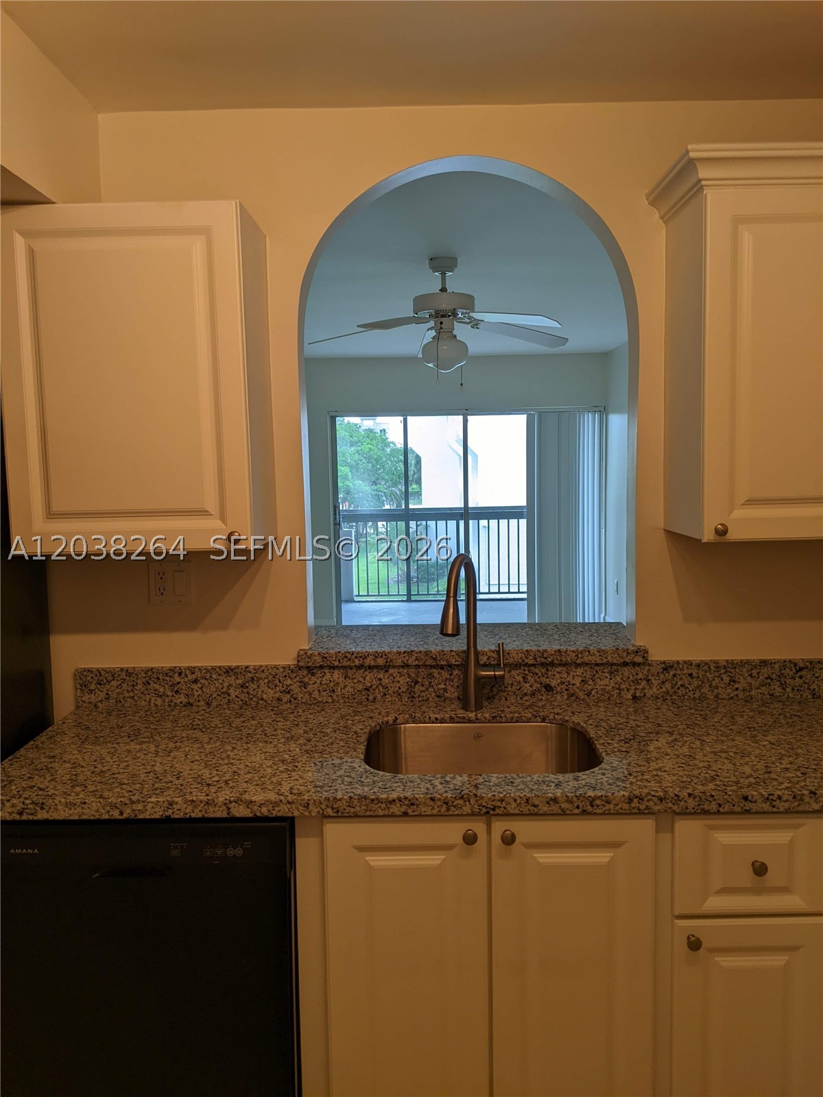 711 N Pine Island Rd 314 Property Photo 8
