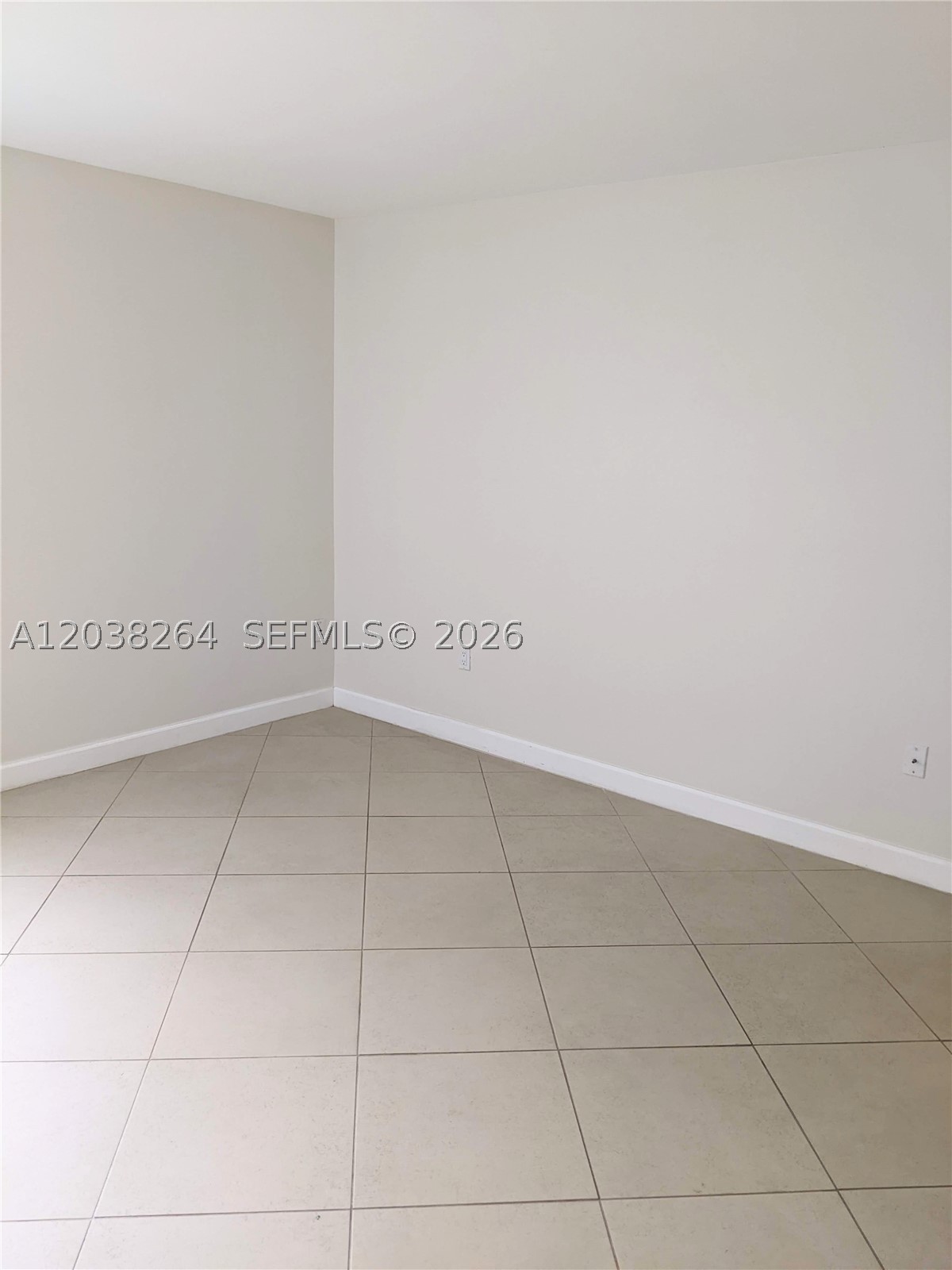 711 N Pine Island Rd 314 Property Photo 11
