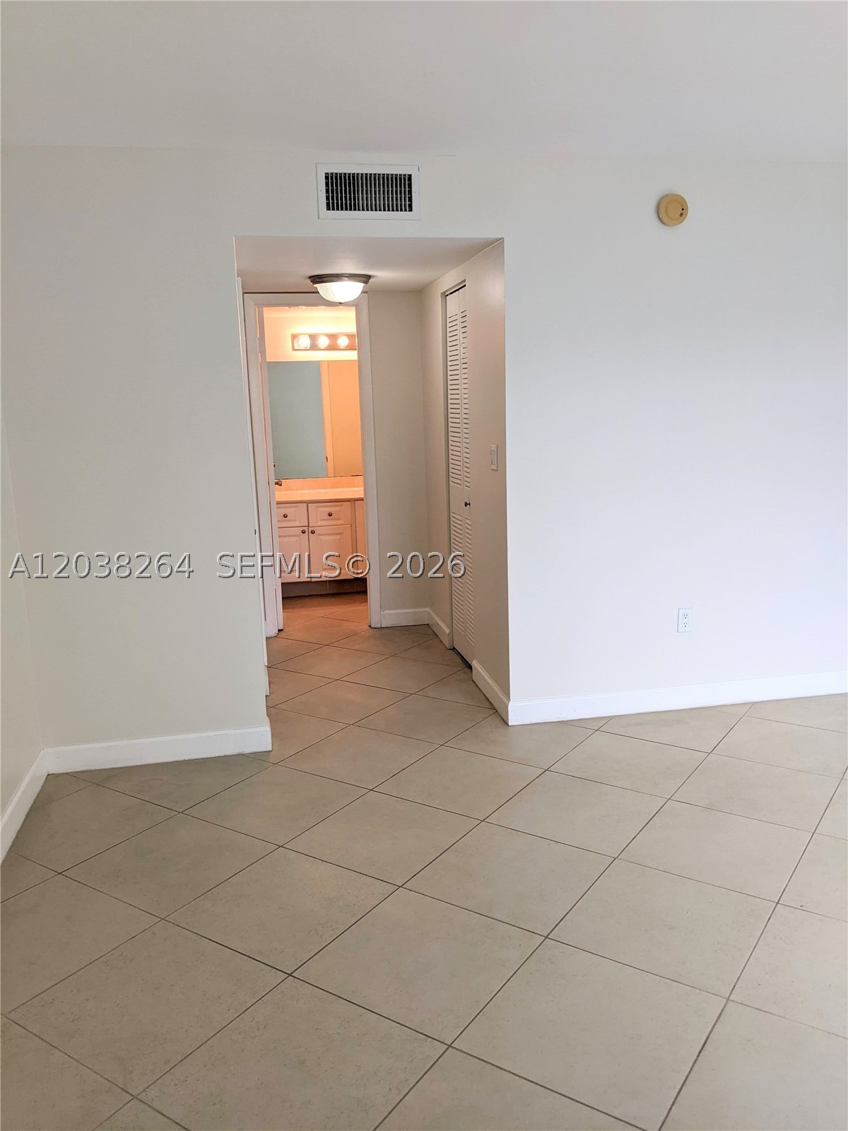 711 N Pine Island Rd 314 Property Photo 12