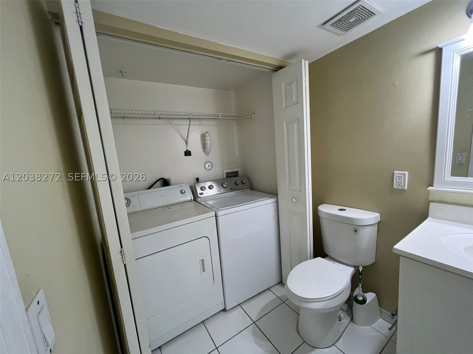 2961 Ne 185th St 1601 Property Photo 10