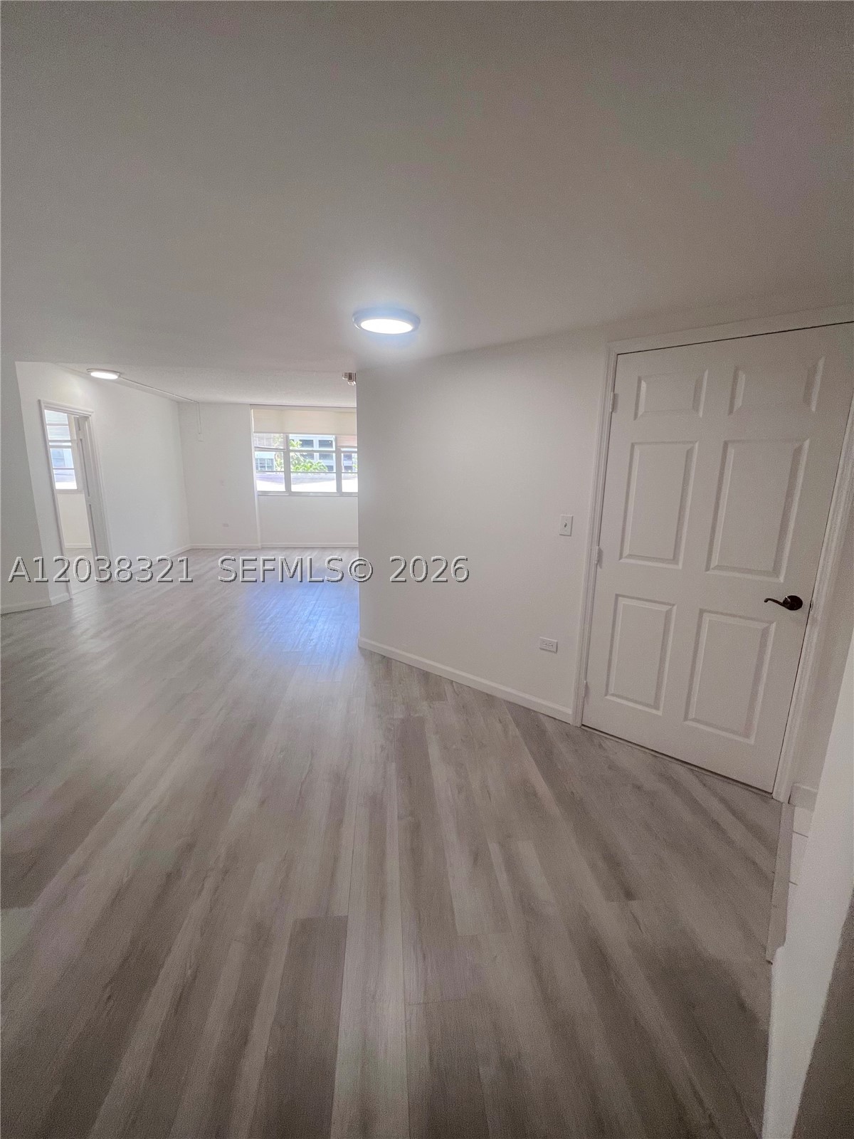 801 Brickell Bay Dr 364 Property Photo 6