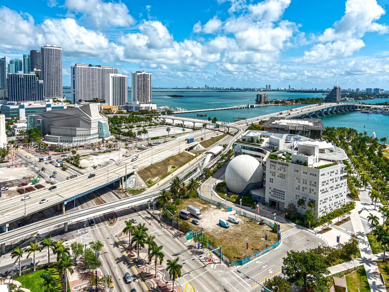 1000 Biscayne Blvd 2002 Property Photo 8