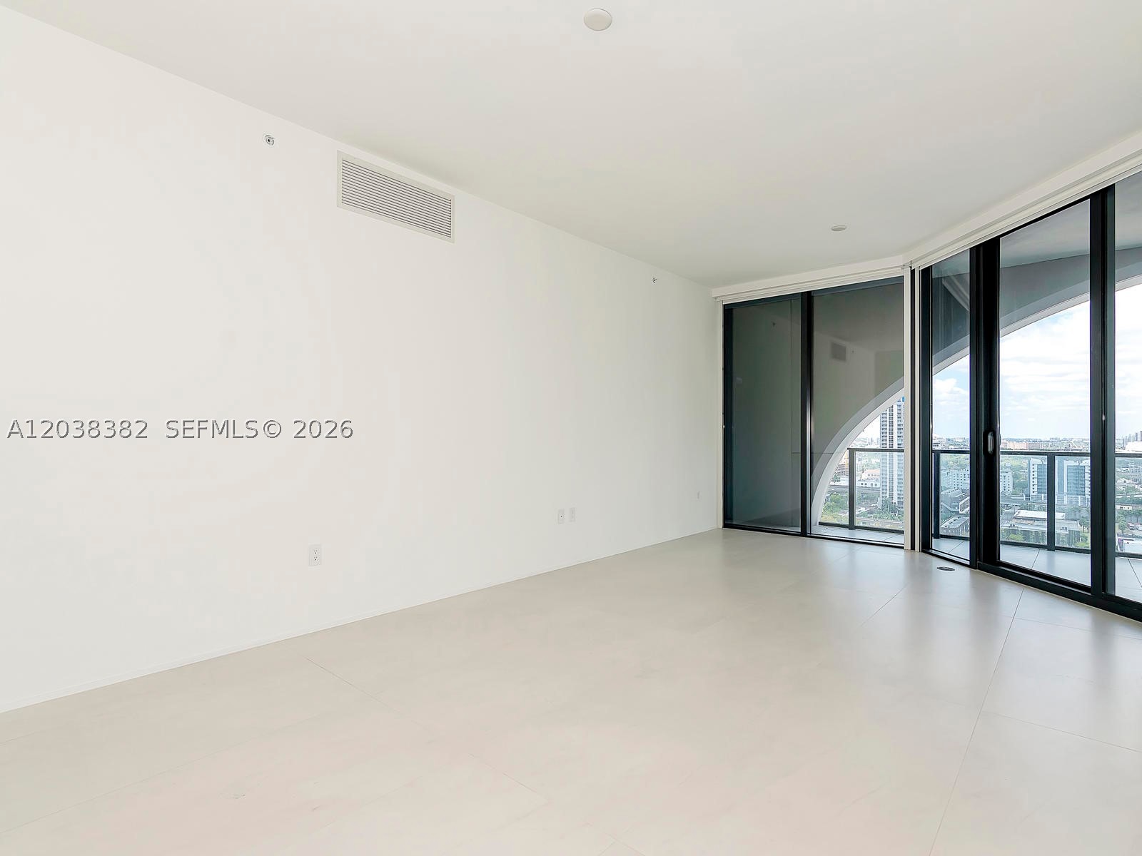 1000 Biscayne Blvd 2002 Property Photo 24