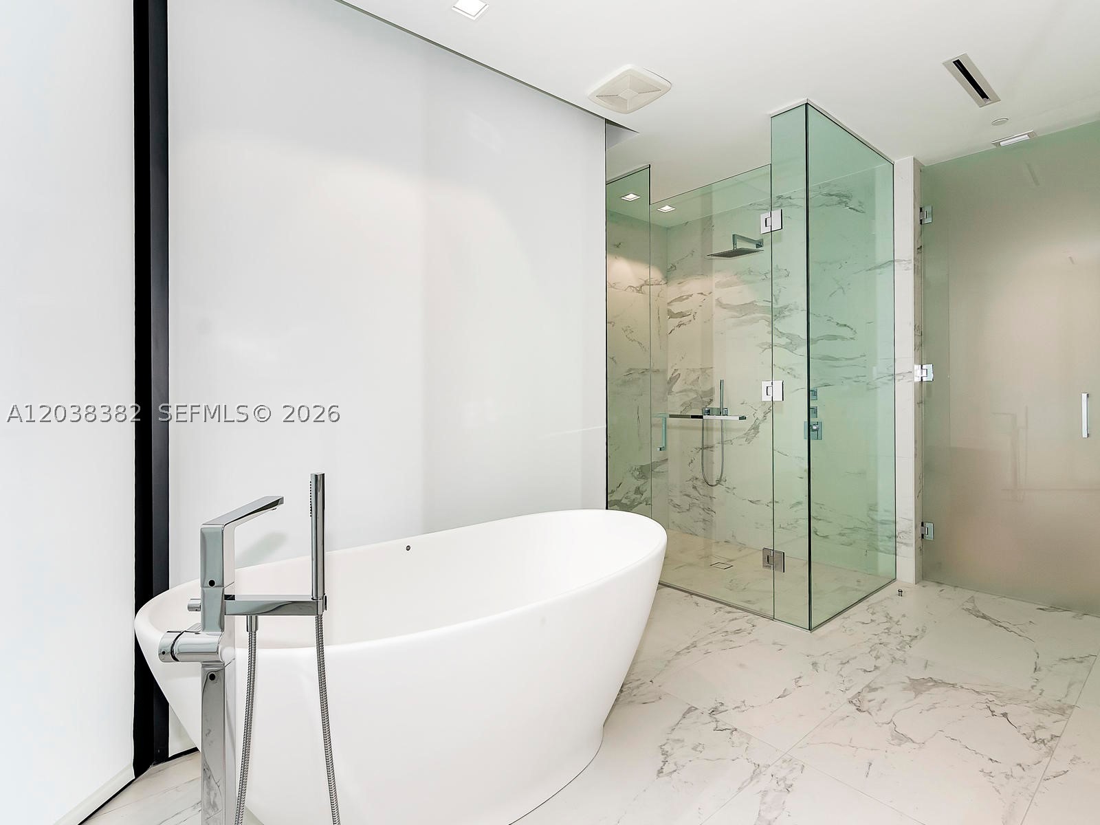 1000 Biscayne Blvd 2002 Property Photo 29