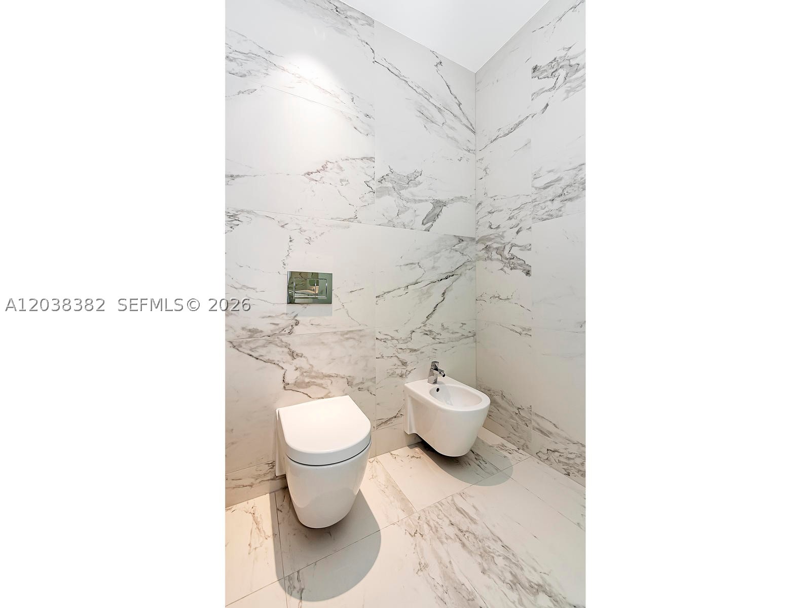 1000 Biscayne Blvd 2002 Property Photo 32