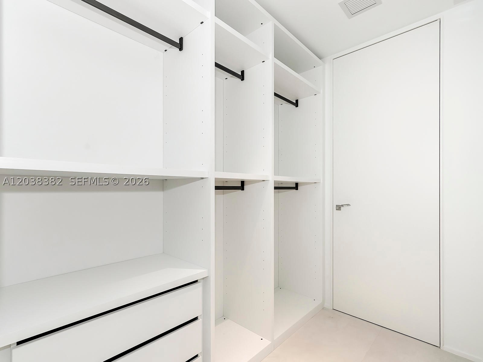 1000 Biscayne Blvd 2002 Property Photo 33