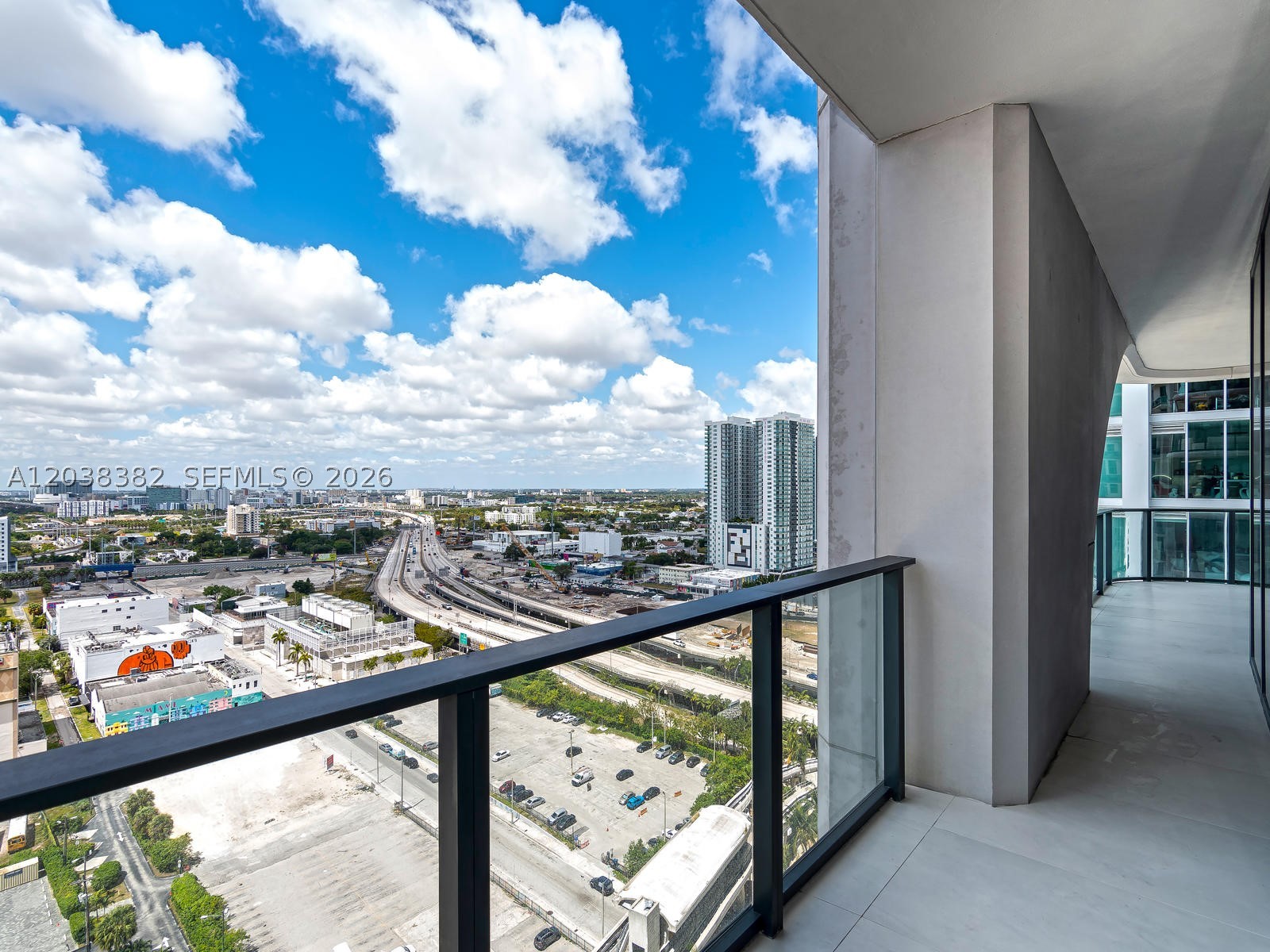 1000 Biscayne Blvd 2002 Property Photo 38