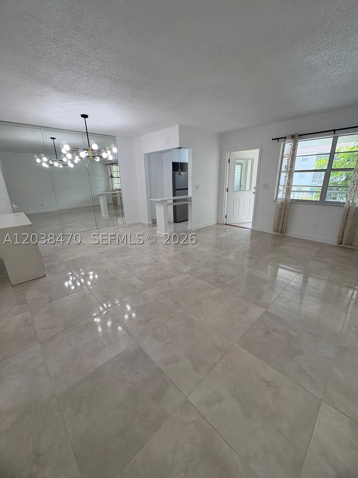 541 Blue Heron Dr 215 Property Photo 5