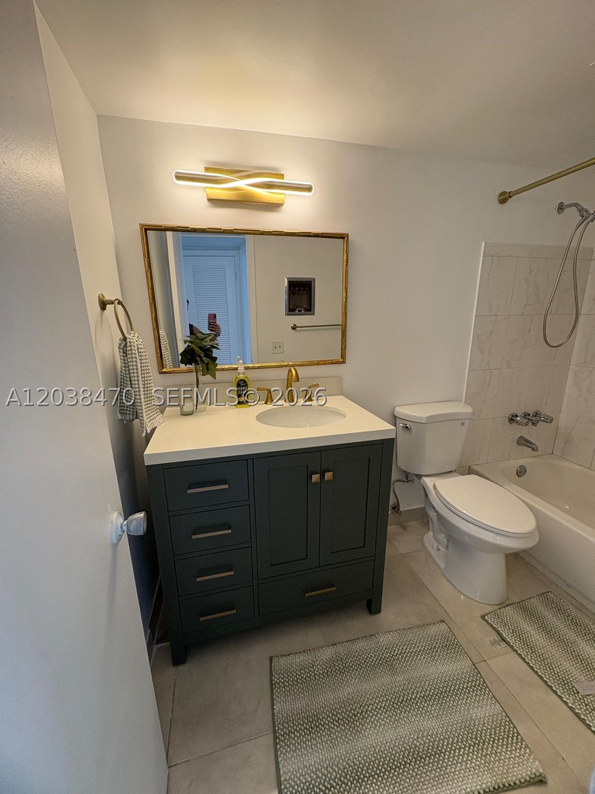541 Blue Heron Dr 215 Property Photo 20