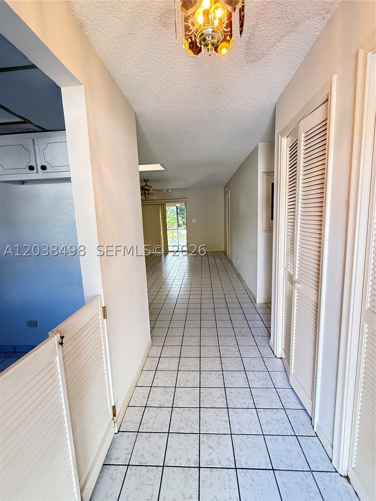 417 Sw Natura Ave A Property Photo 3
