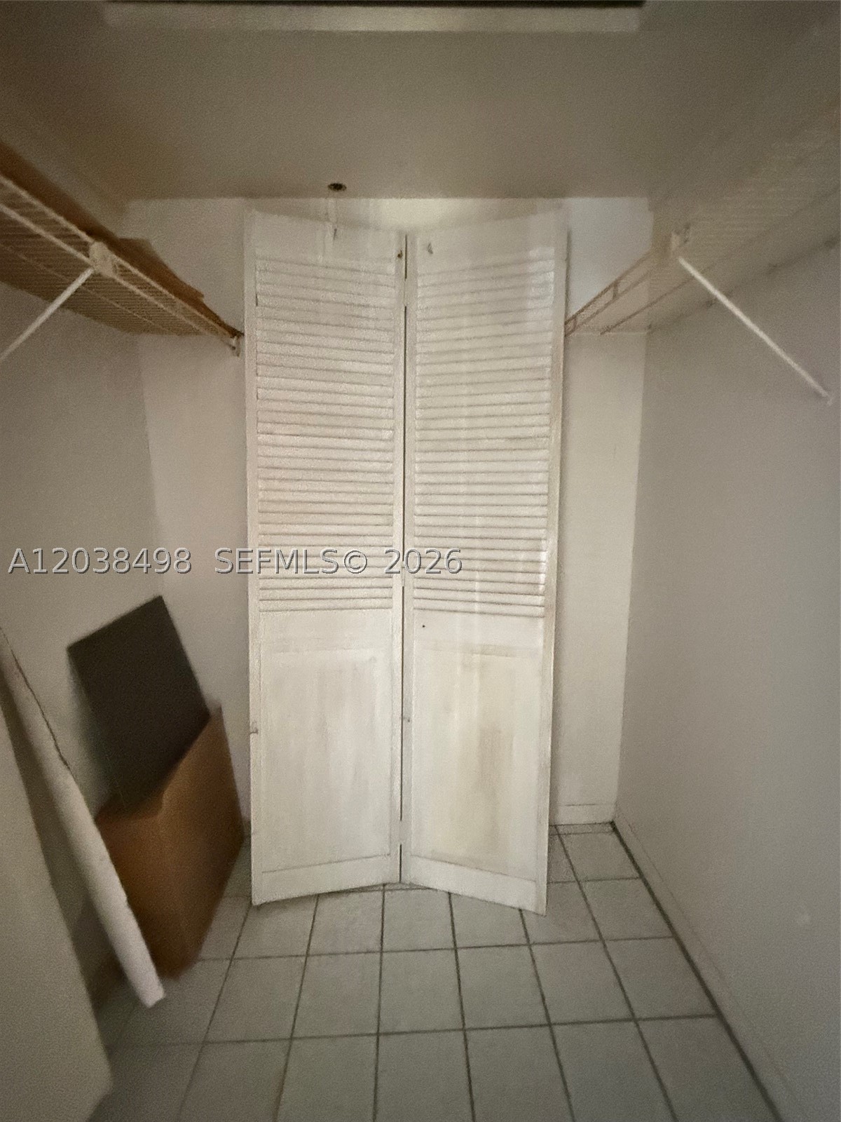 417 Sw Natura Ave A Property Photo 7
