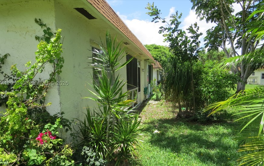 417 Sw Natura Ave A Property Photo 18