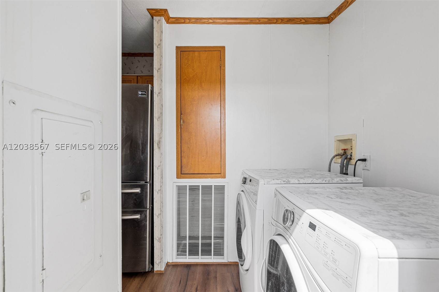 268 King Ave Property Photo 24