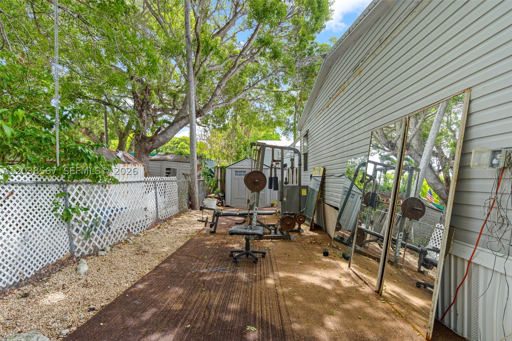 268 King Ave Property Photo 39