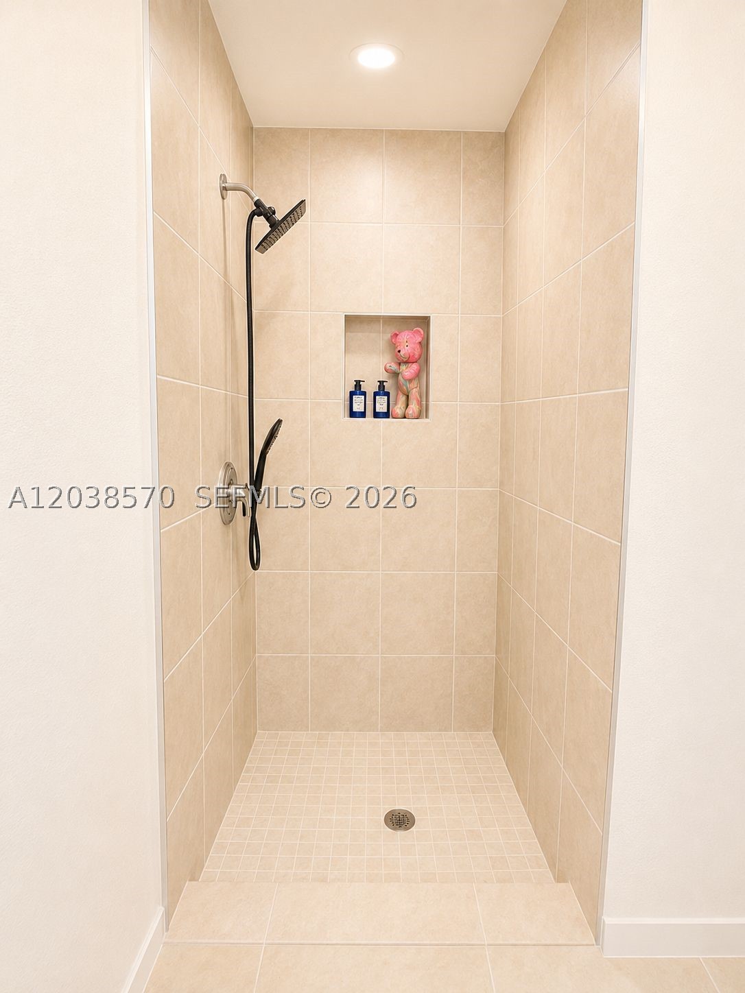 437 Ne 13th St N/a Property Photo 9