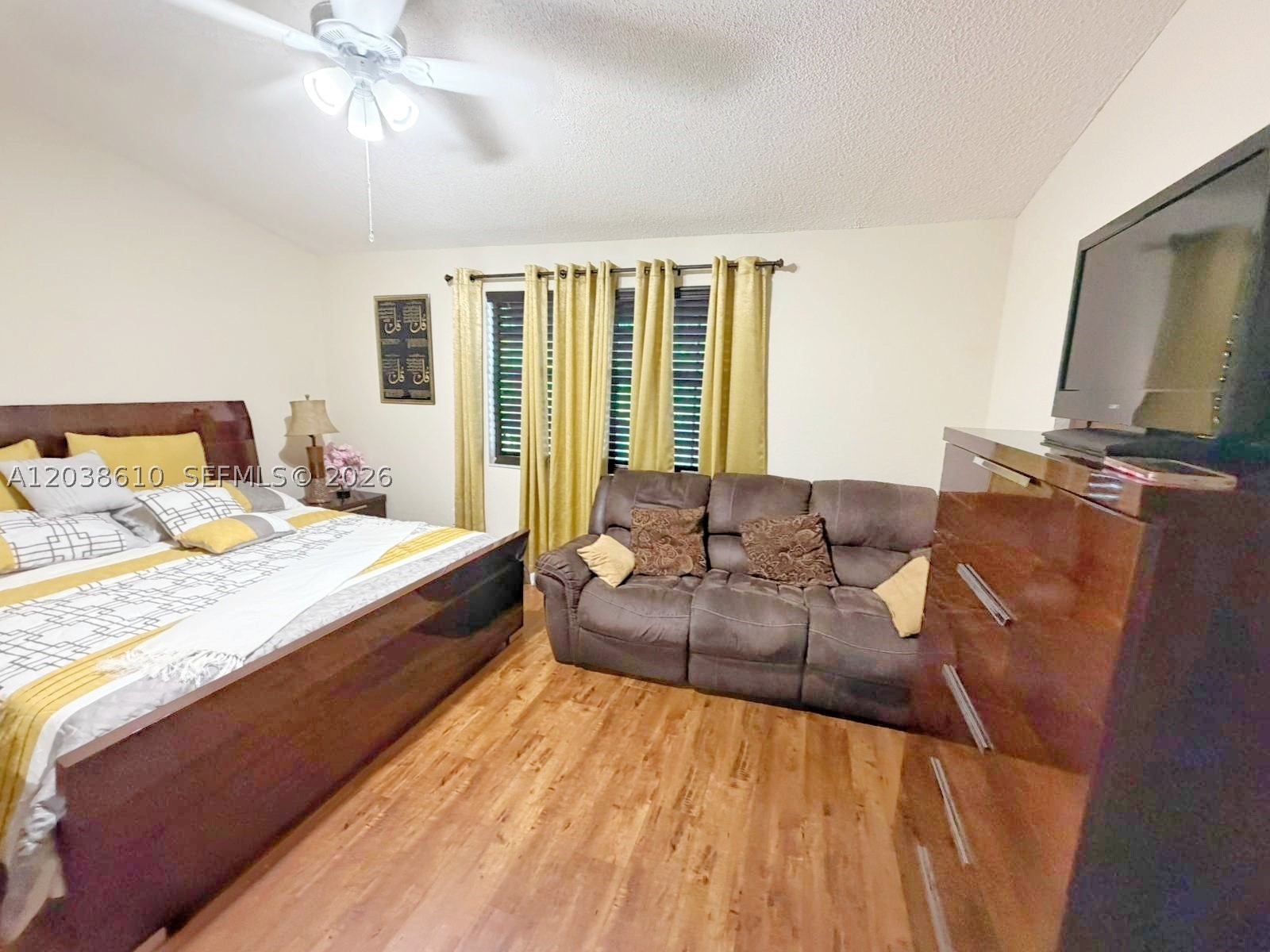 10877 Nw 8th St Property Photo 5