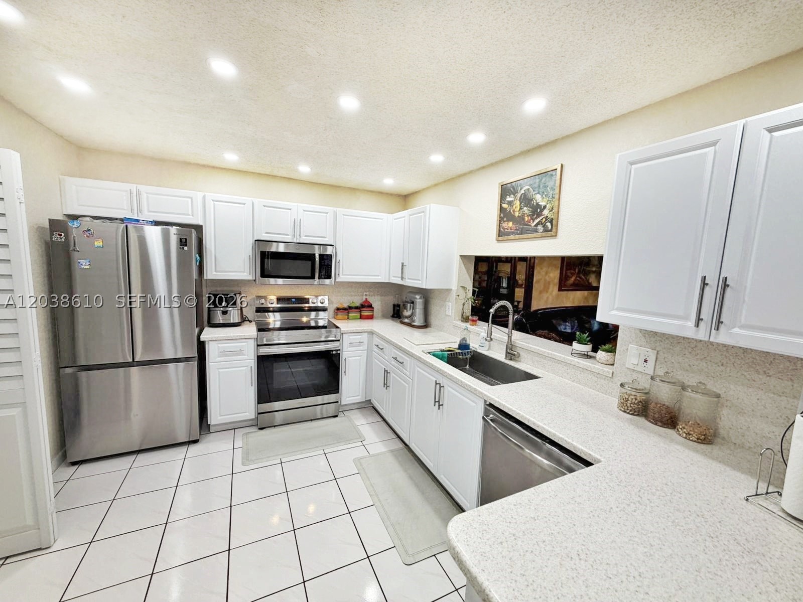 10877 Nw 8th St Property Photo 32