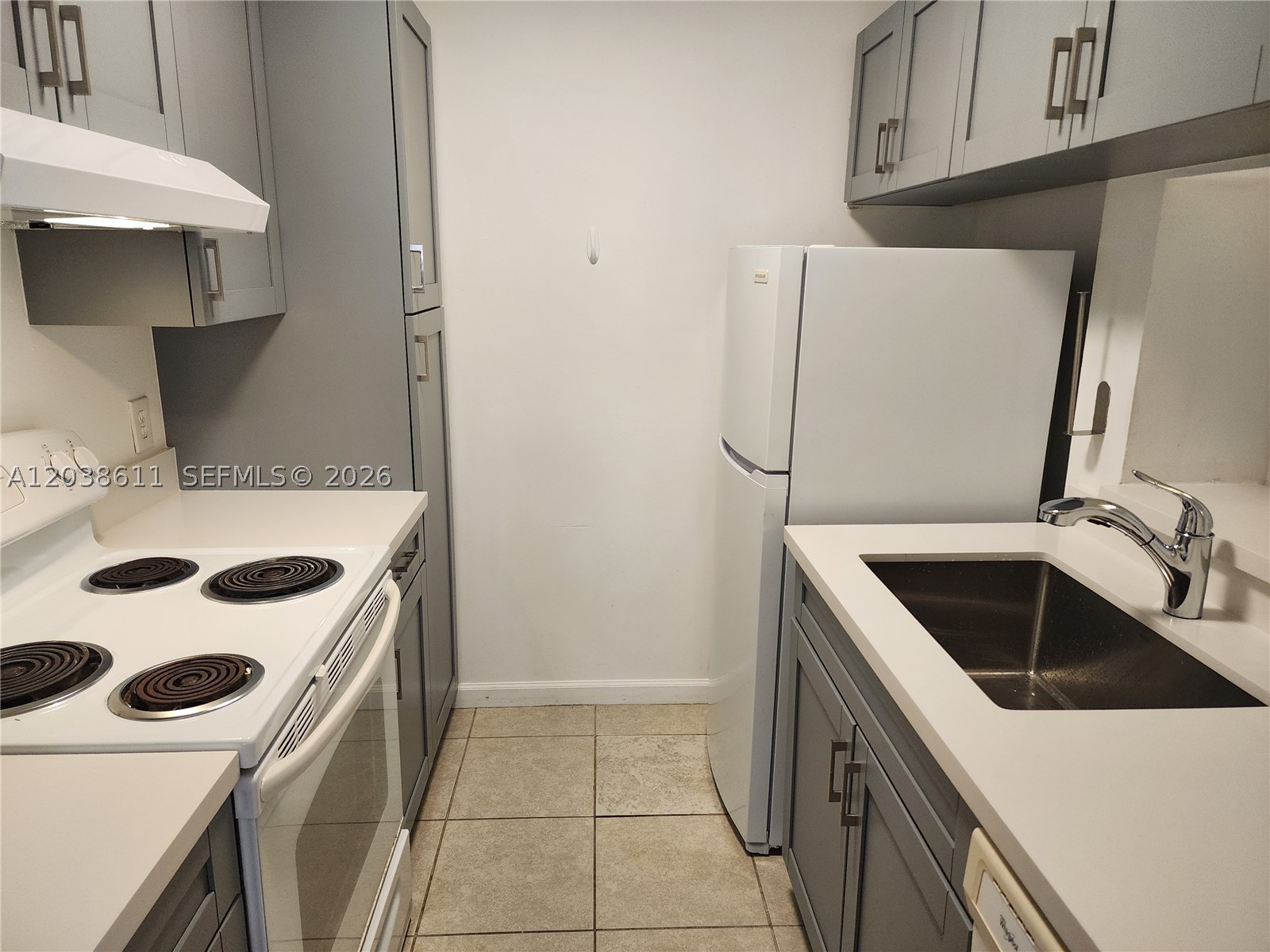 4401 W Mcnab Rd 16 Property Photo 6