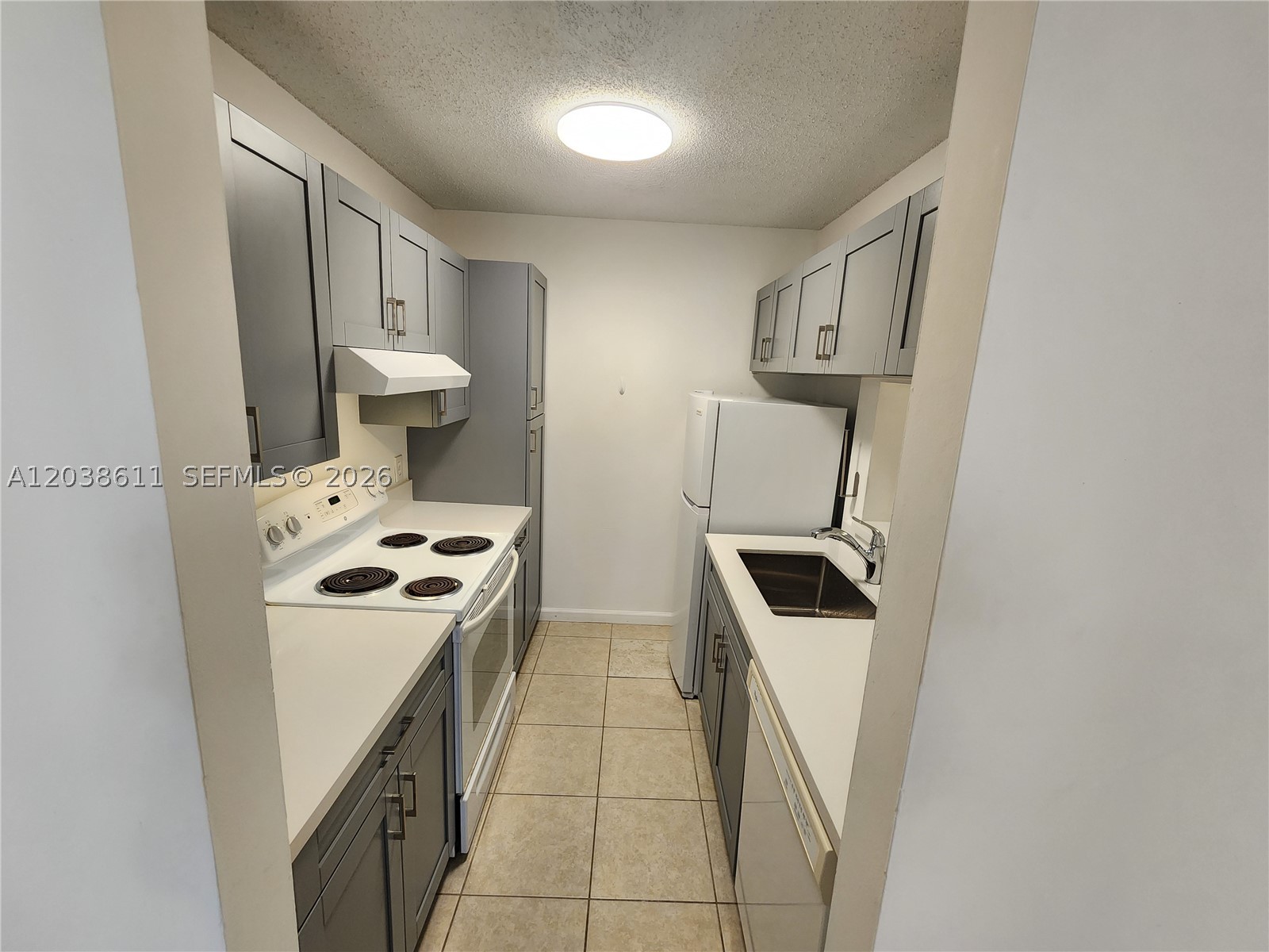 4401 W Mcnab Rd 16 Property Photo 9