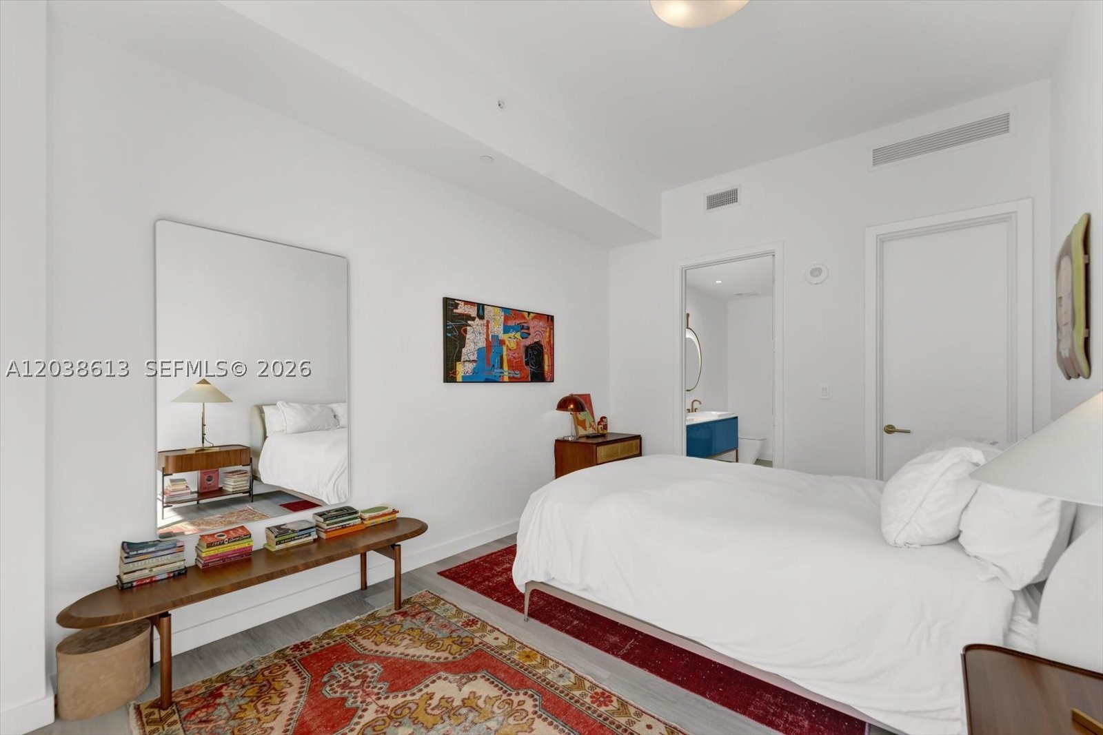 2655 S Bayshore Dr 1606 Property Photo 13