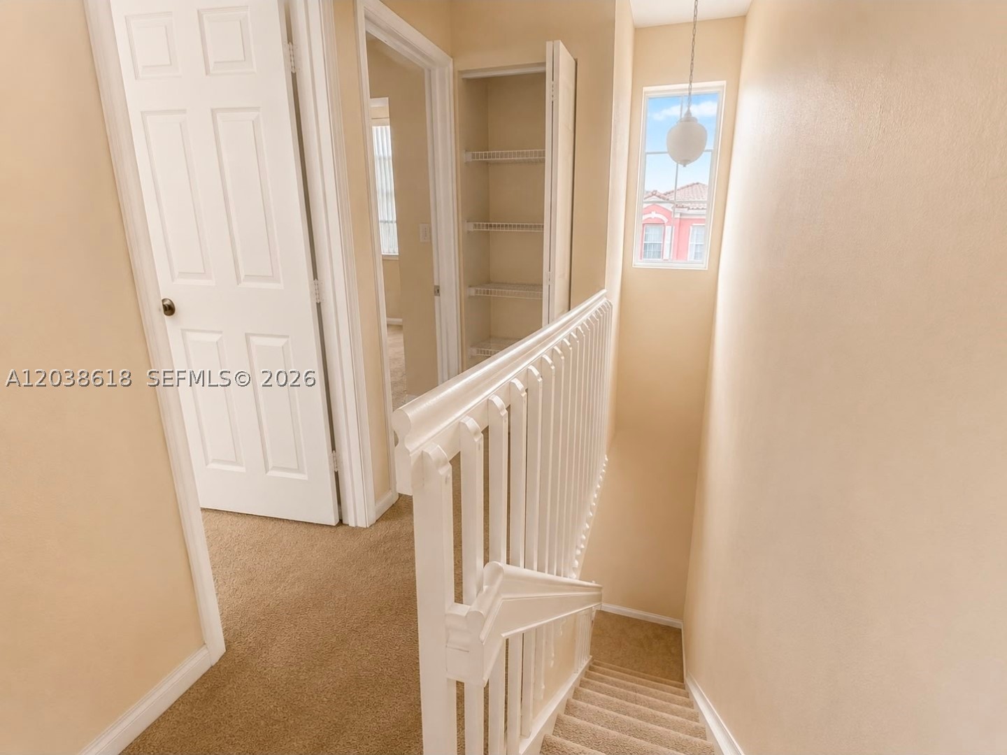 641 E Mowry Ct Property Photo 6
