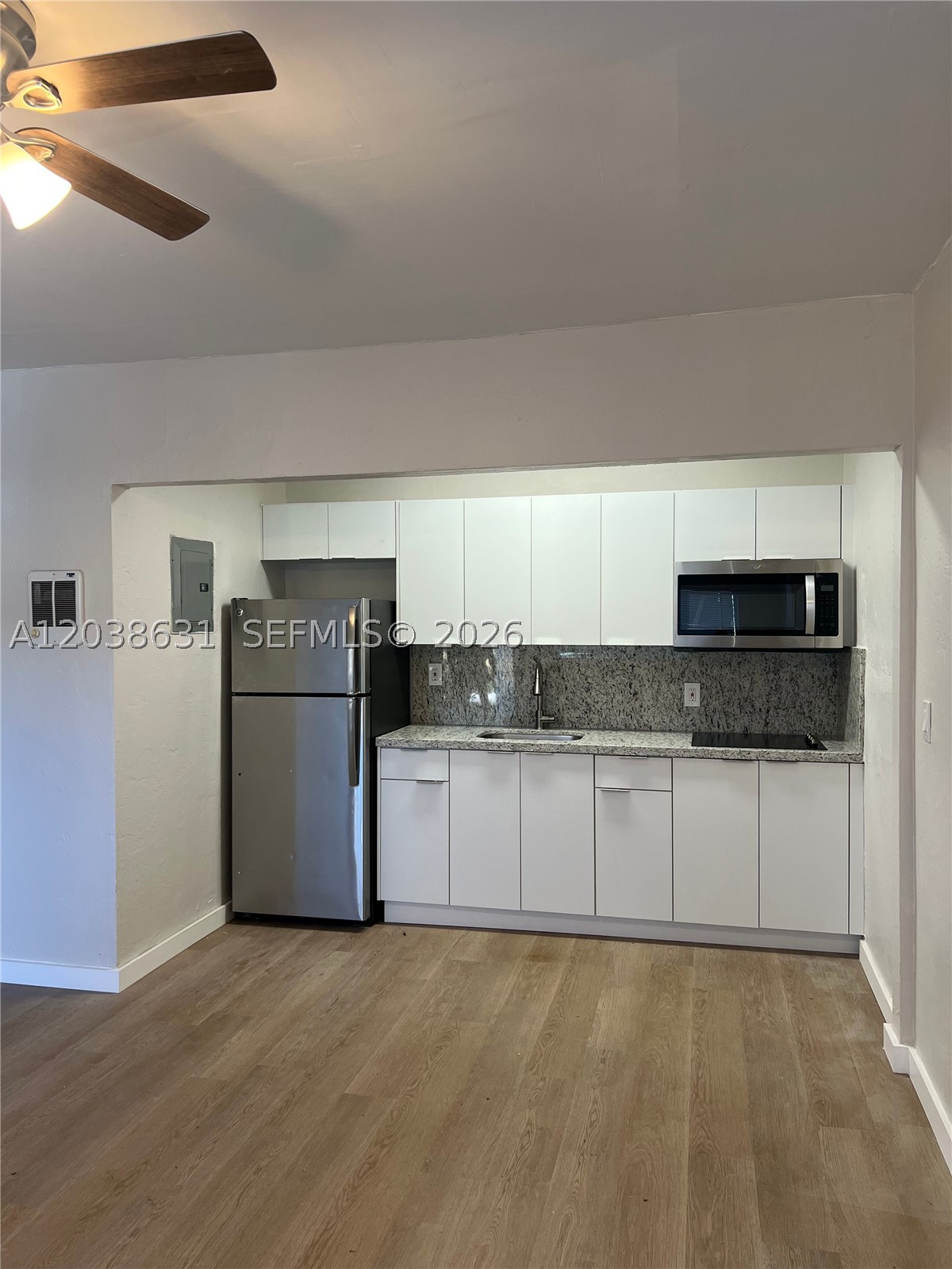 361 Sharar Ave 6 Property Photo 3