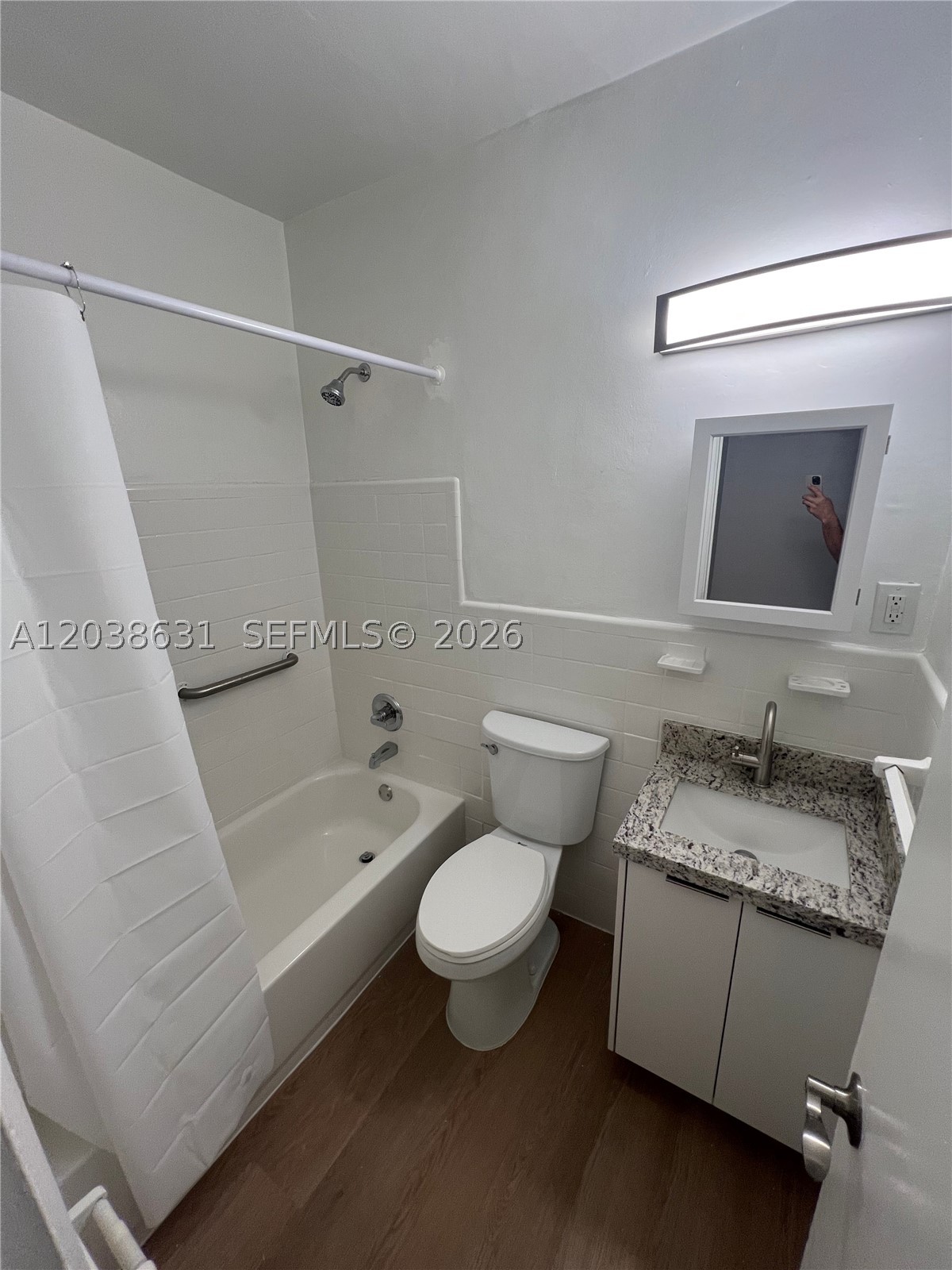 361 Sharar Ave 6 Property Photo 5