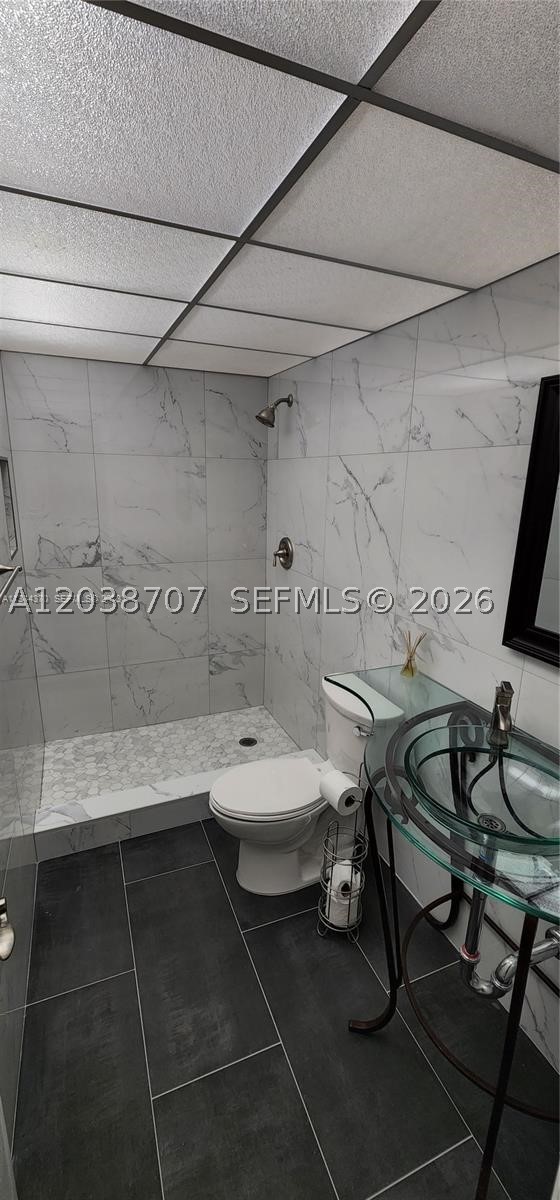 931 Ne 199th St 202-22 Property Photo 16
