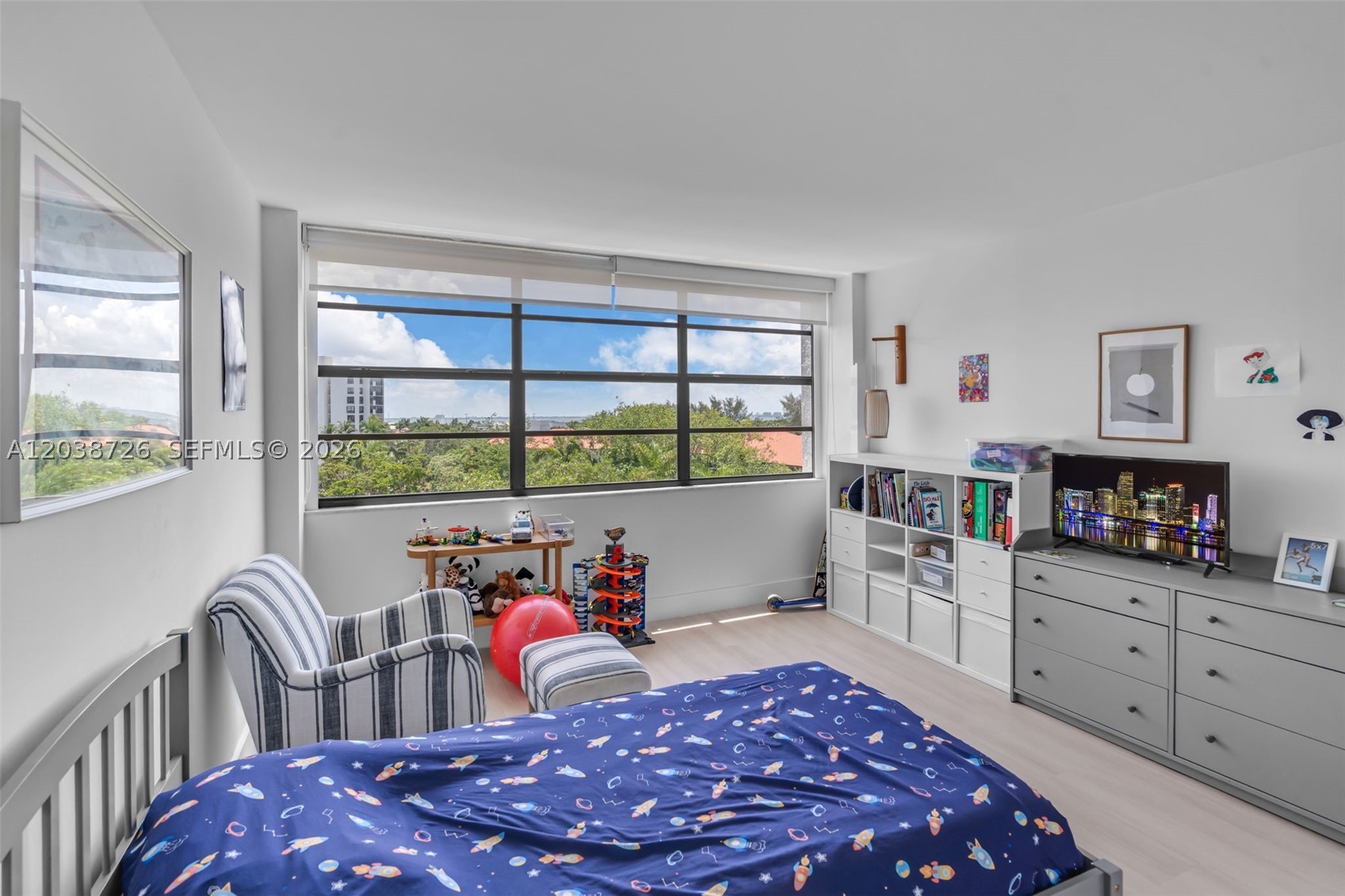 150 Ocean Lane Dr 7c Property Photo 16