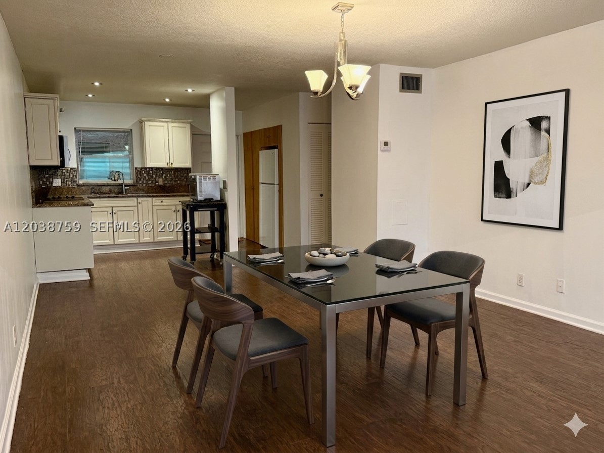 3048 E Sunrise Lakes Dr 217 Property Photo 3