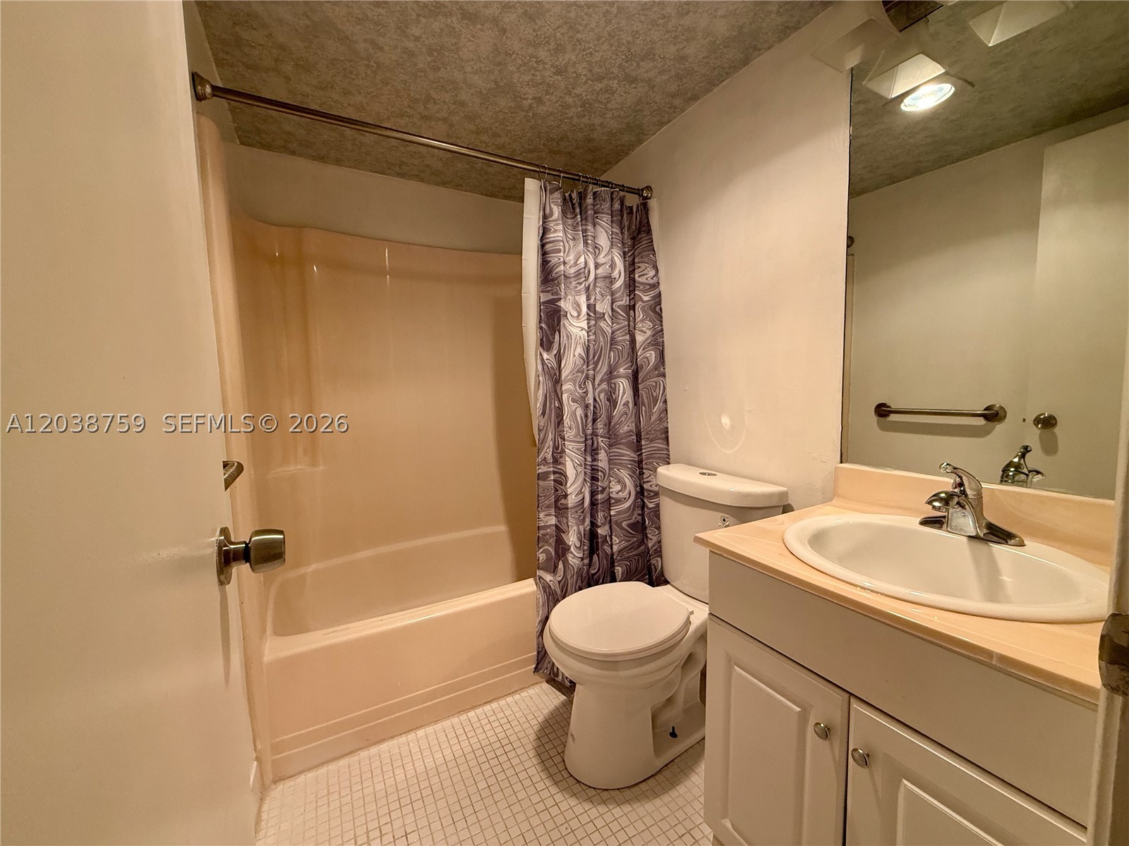 3048 E Sunrise Lakes Dr 217 Property Photo 11
