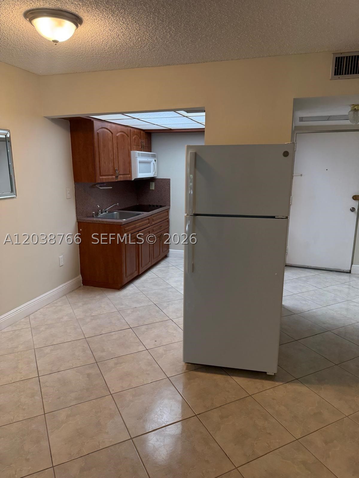 17570 Atlantic Blvd 407 Property Photo 7