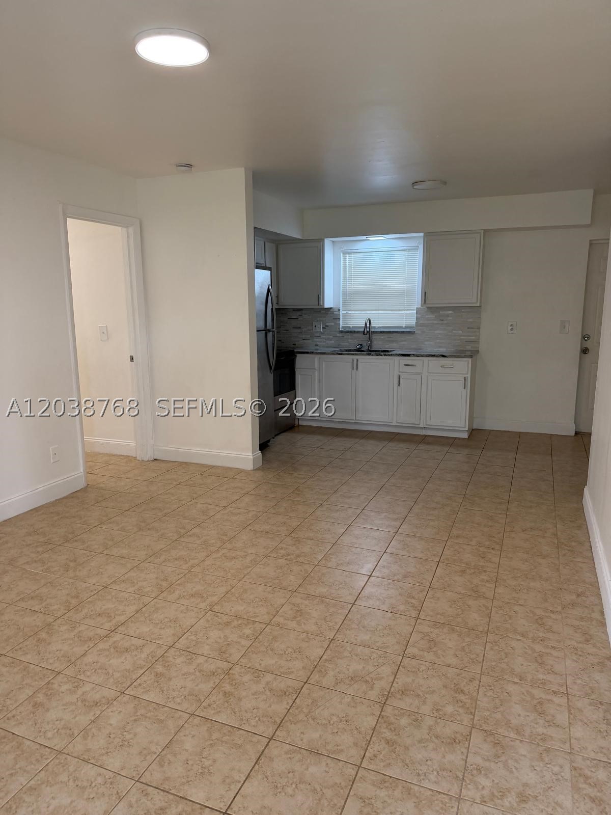 325 Ne 2 St 5 Property Photo 7