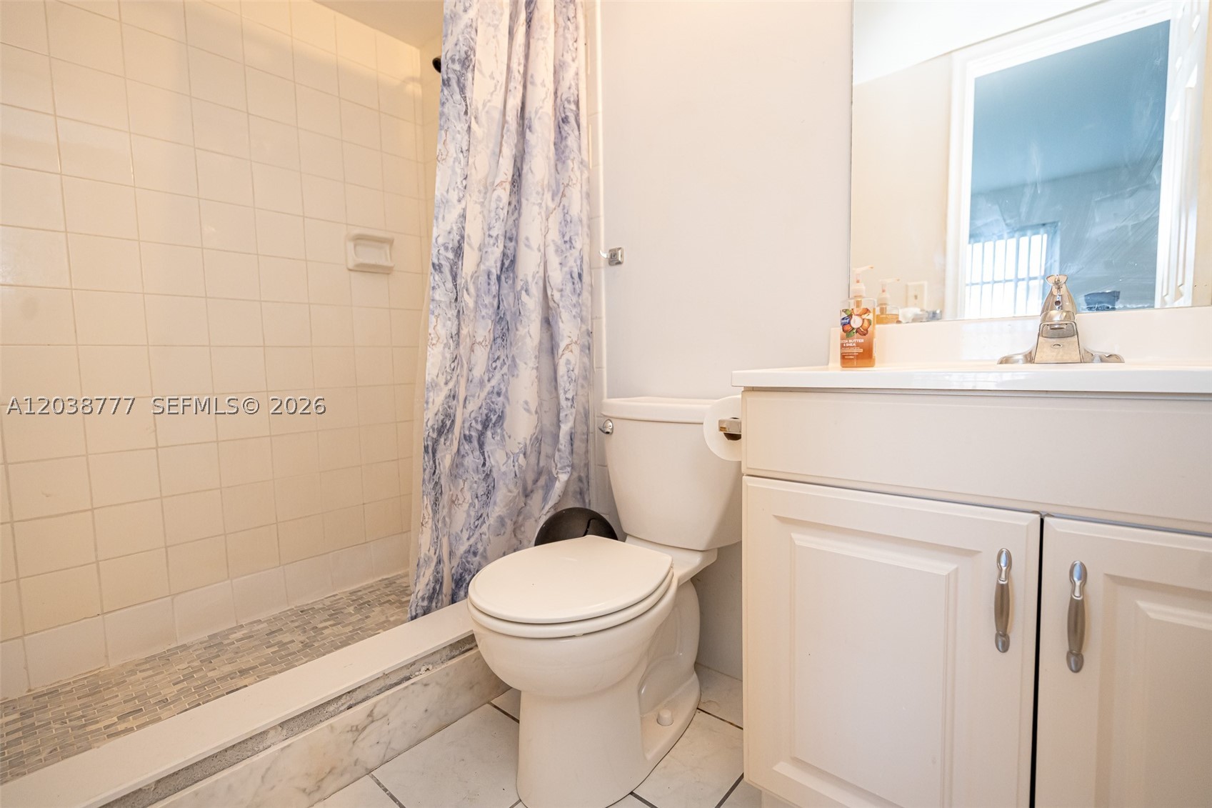 3531 Inverrary Dr 108 Property Photo 14