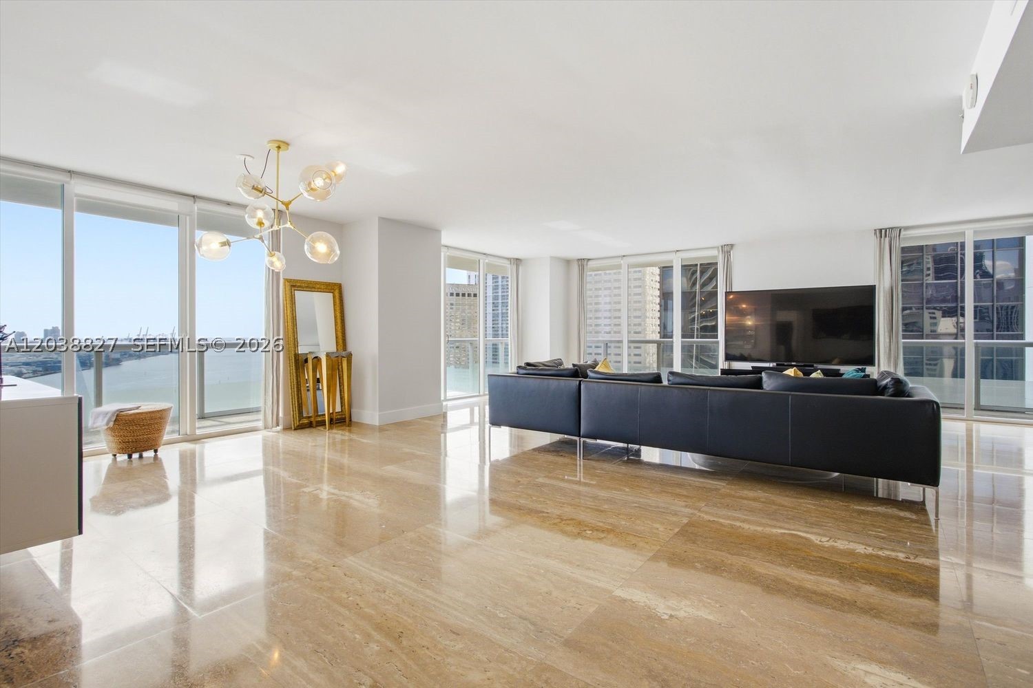 50 Biscayne Blvd 2510 Property Photo 1