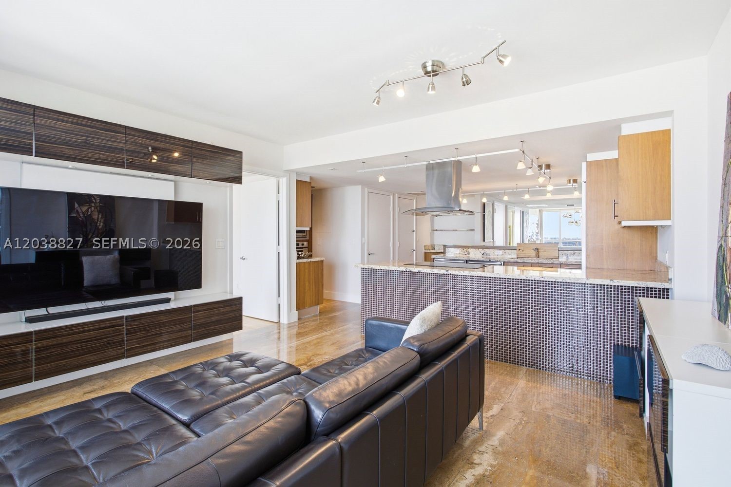 50 Biscayne Blvd 2510 Property Photo 7