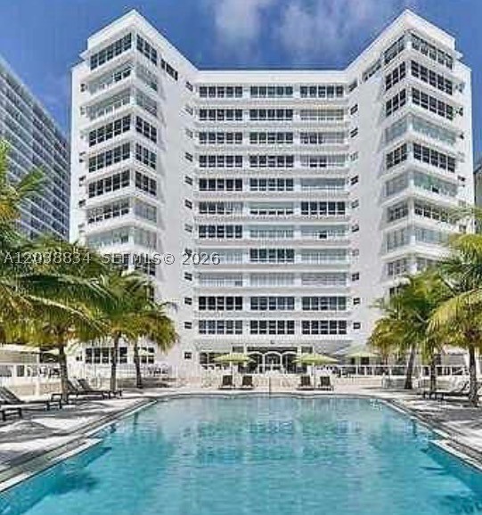 4925 Collins Ave 2c Property Photo 1