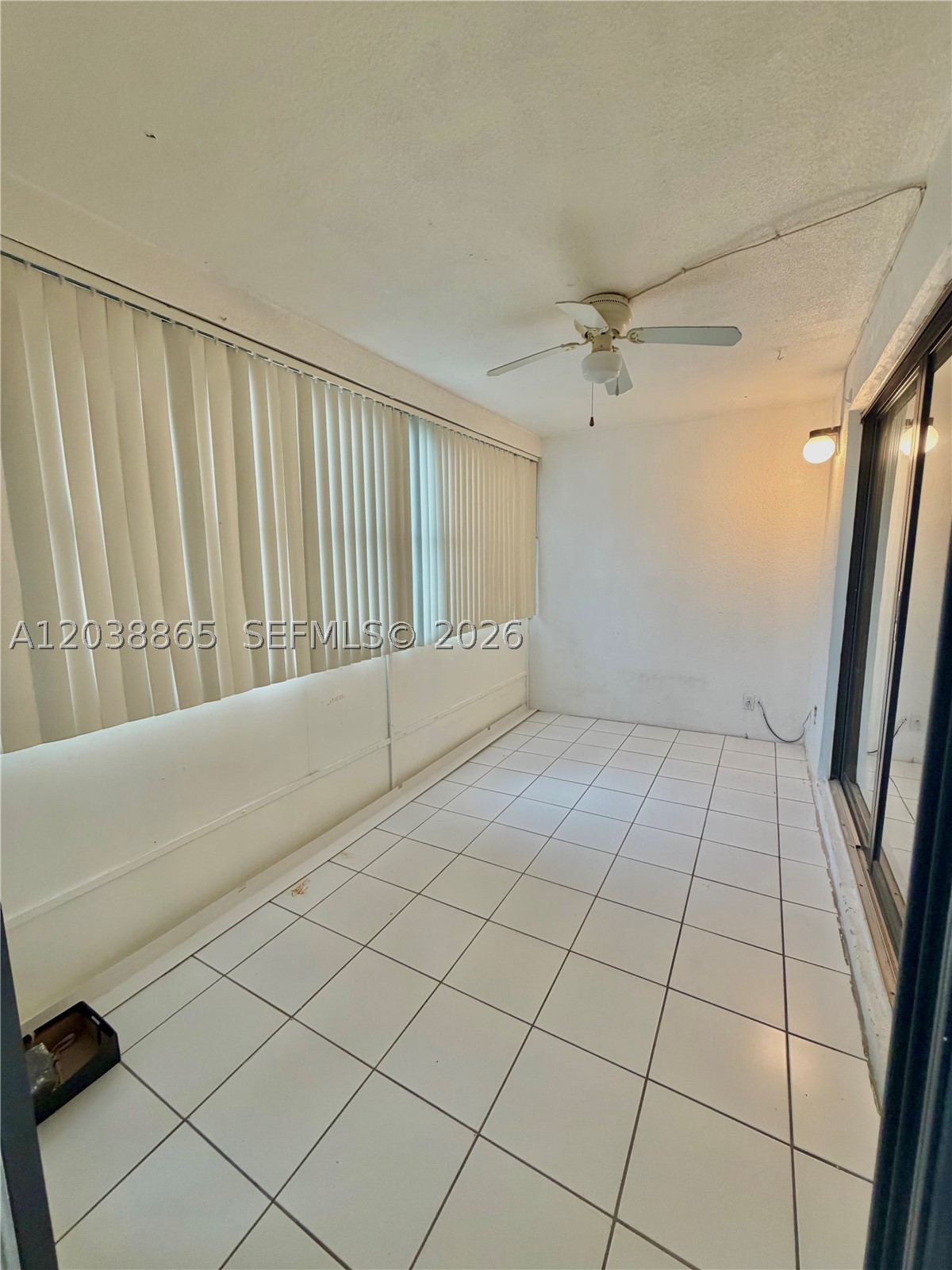 2320 S Cypress Bend Dr 206 Property Photo 17